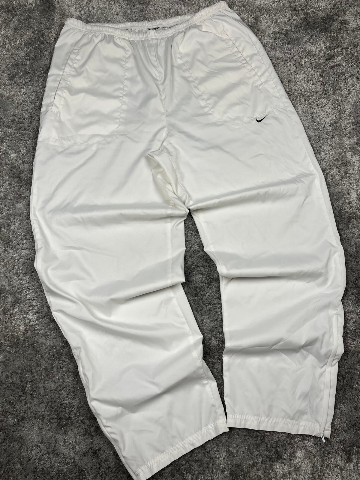 Nike Trackpant Vintage 2000s White (M)