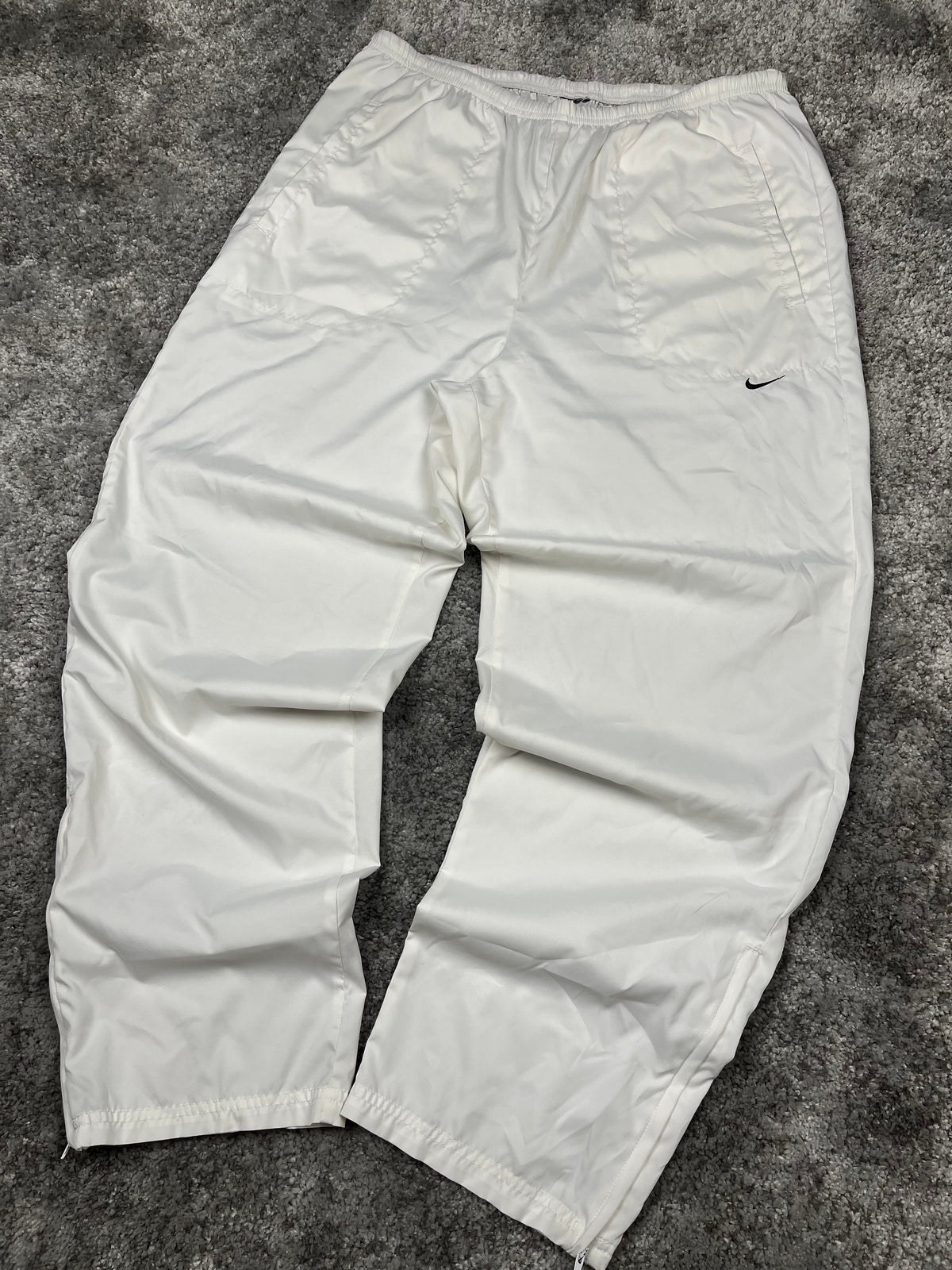 Nike Trackpant Vintage 2000s White (M)