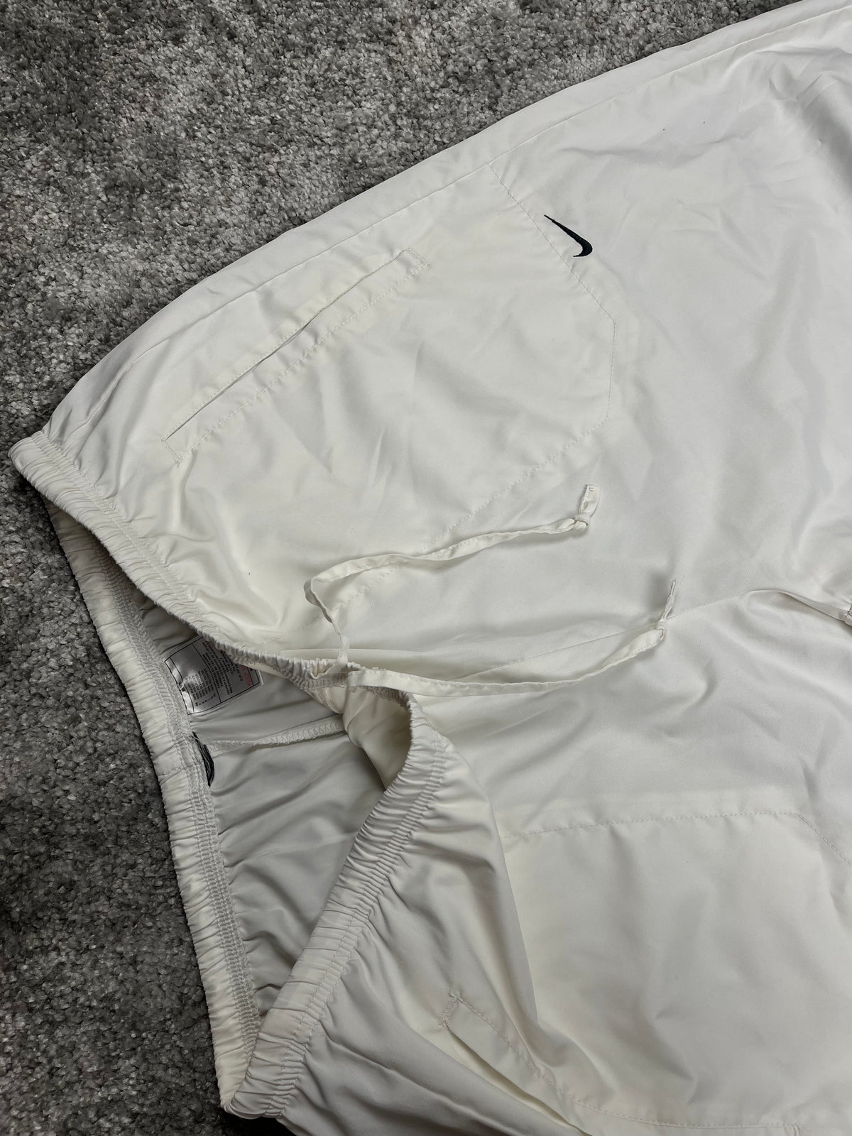 Nike Trackpant Vintage 2000s White (M)