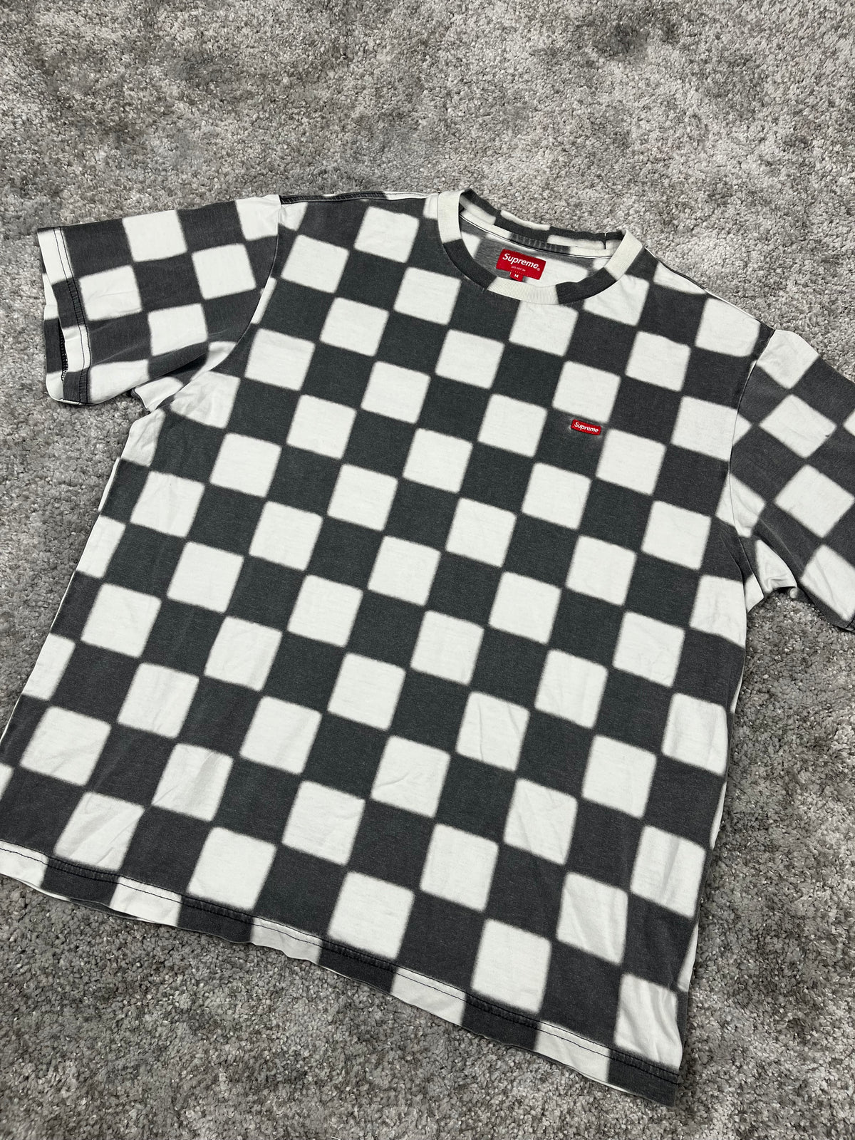 Supreme Small Box Tee Checkerboard SS20 2020 – Camiseta Vintage Negra y Blanca (M)