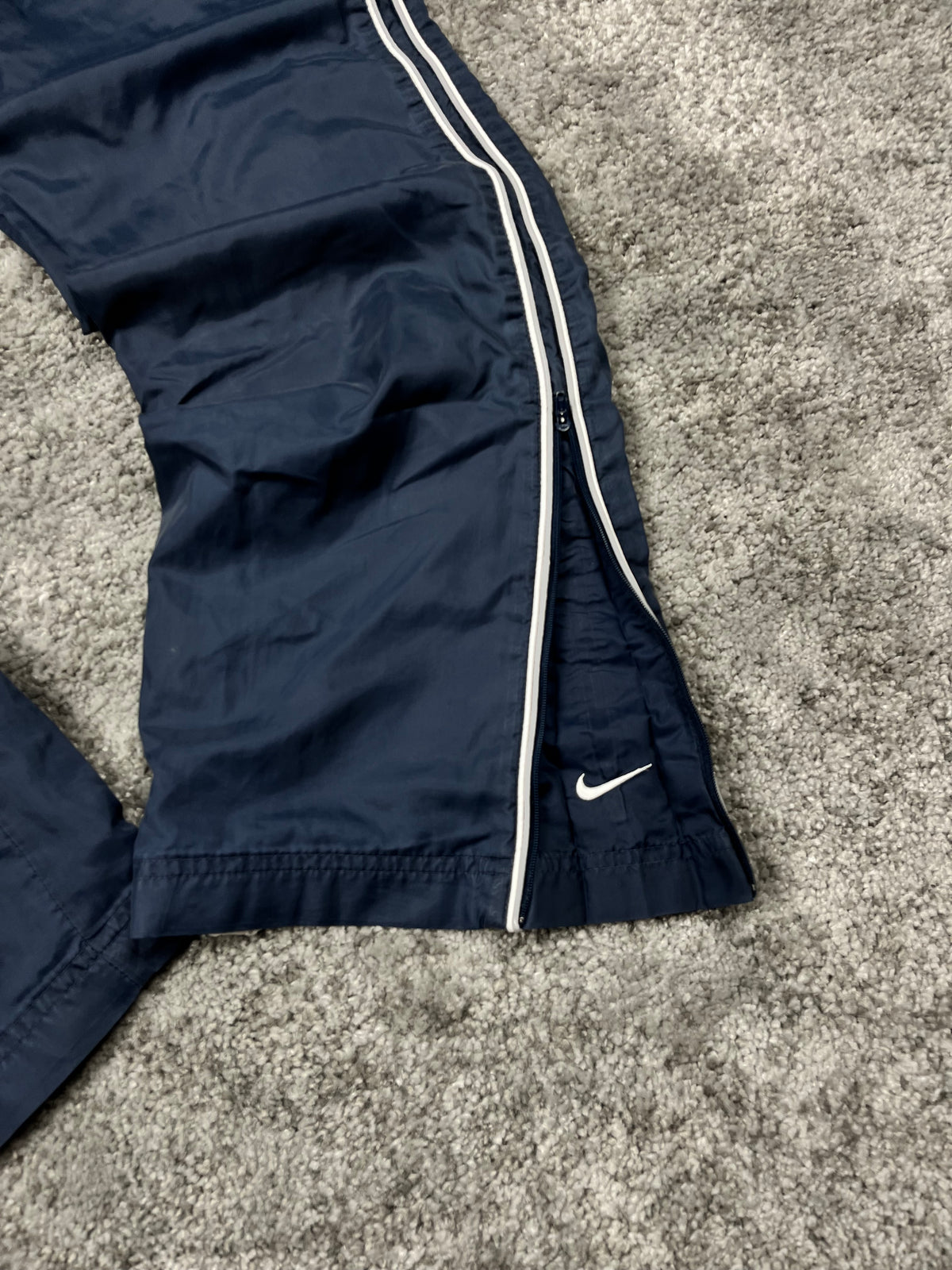 Nike Trackpant Vintage 2000s "Navy/White" (L)