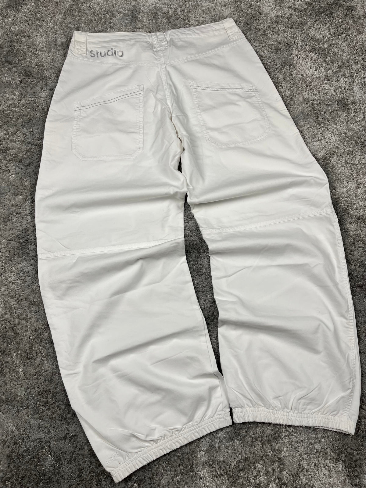 Nike Trackpant Vintage Studio 2000s "White" (S)