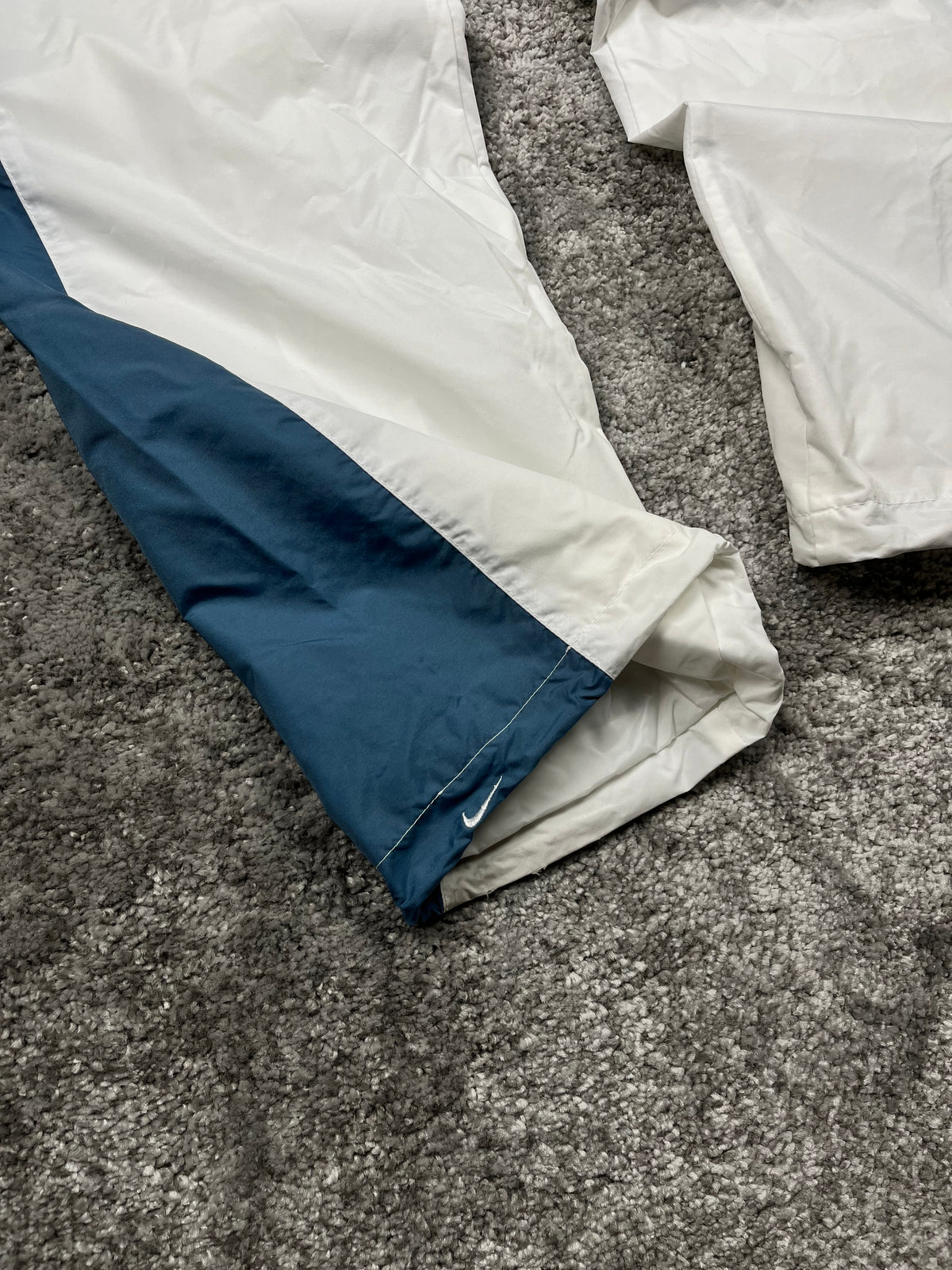 Nike Trackpant Rare Vintage 2000s "White/Blue" (L)