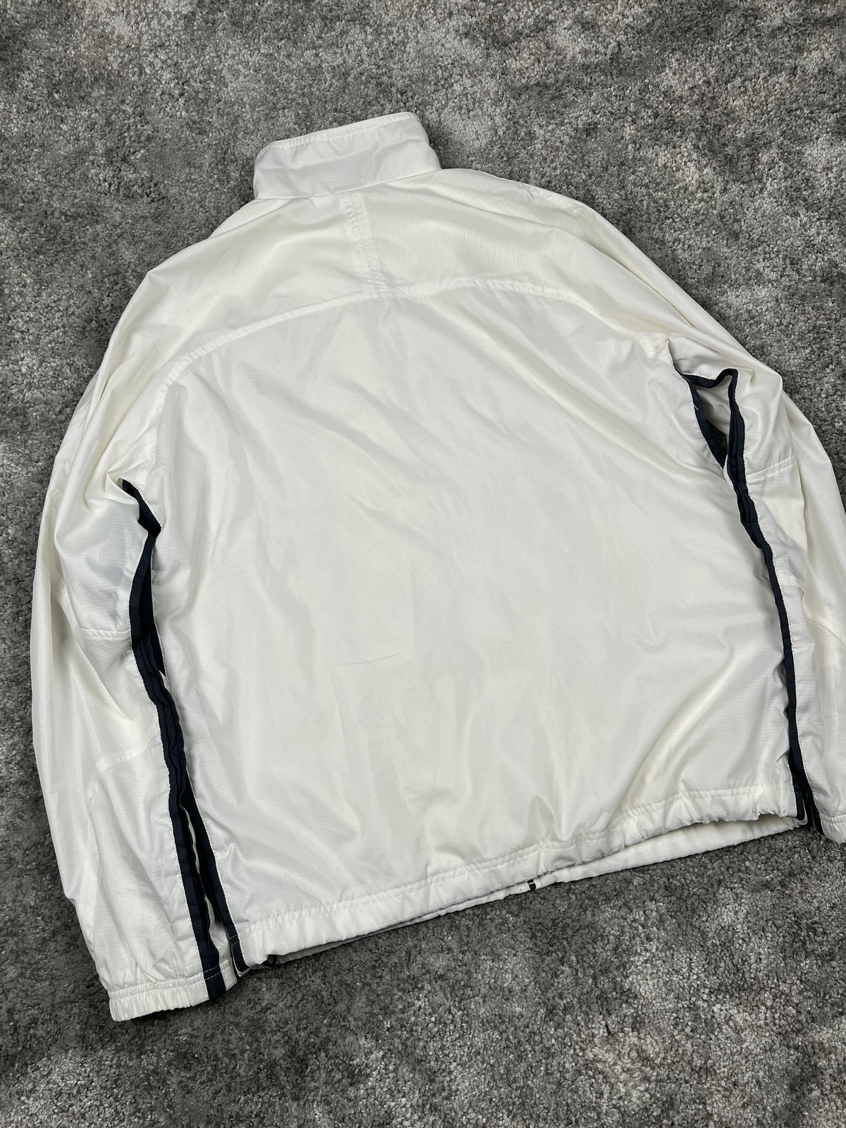 Chaqueta deportiva Nike vintage años 2000 "Blanco/Negro" (L)