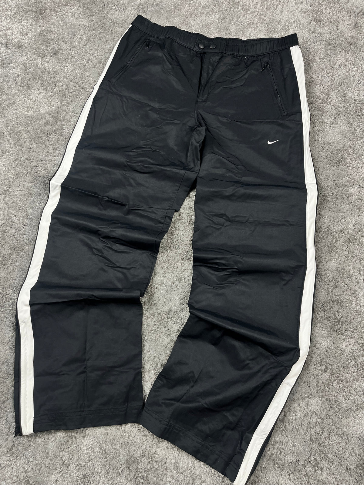Nike Trackpant Vintage 2000s "Black/White" (S)