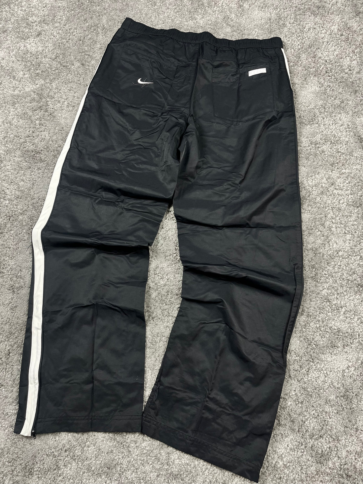 Nike Trackpant Vintage 2000s "Black/White" (S)