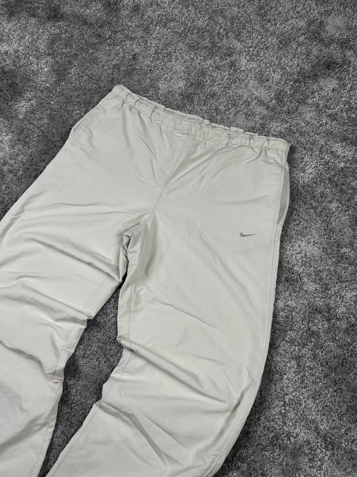 Pantalón de chándal Nike vintage años 2000 "Beig" (M)