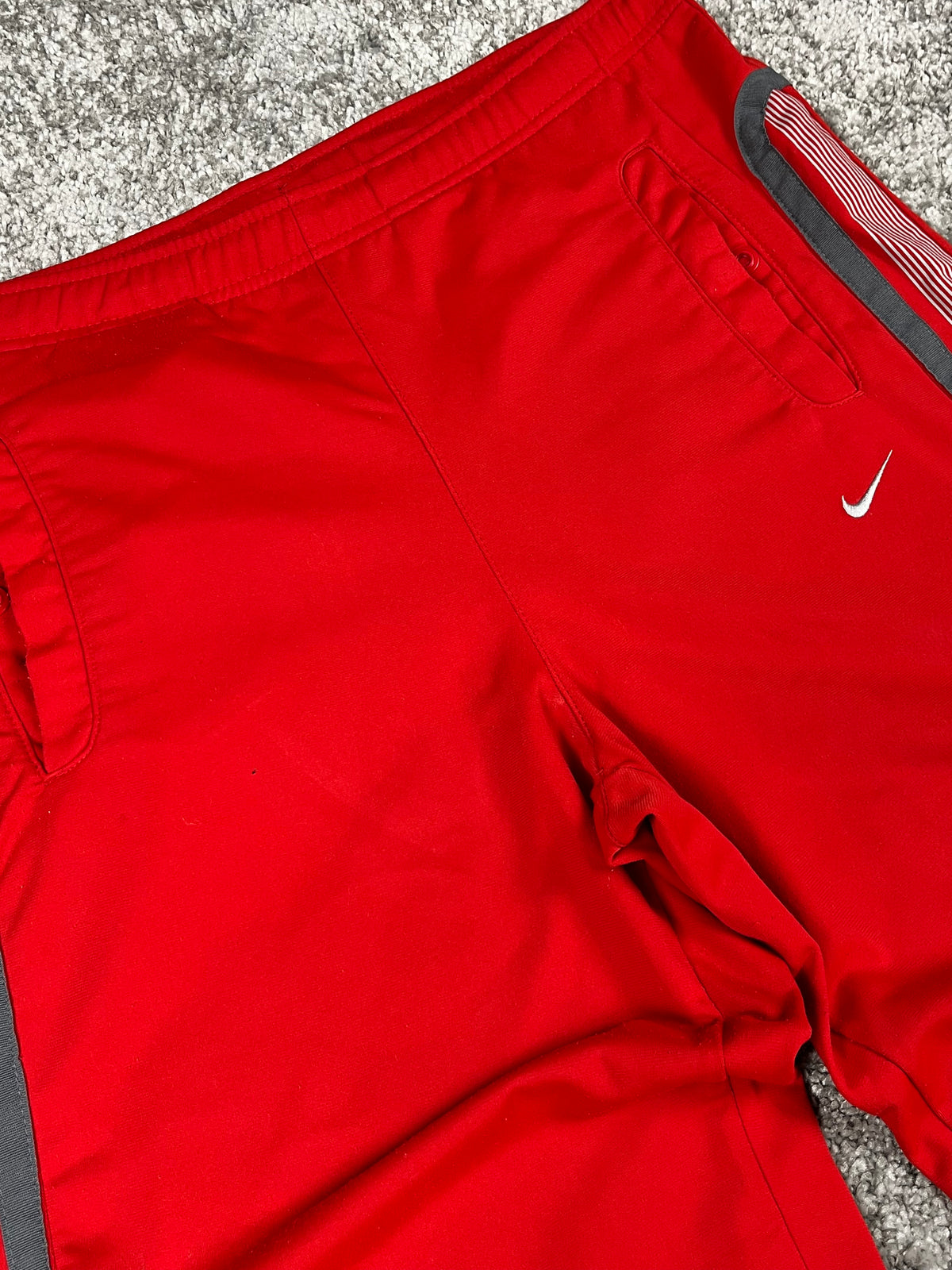 Nike Trackpant Vintage 2000s "Red/White" (L)