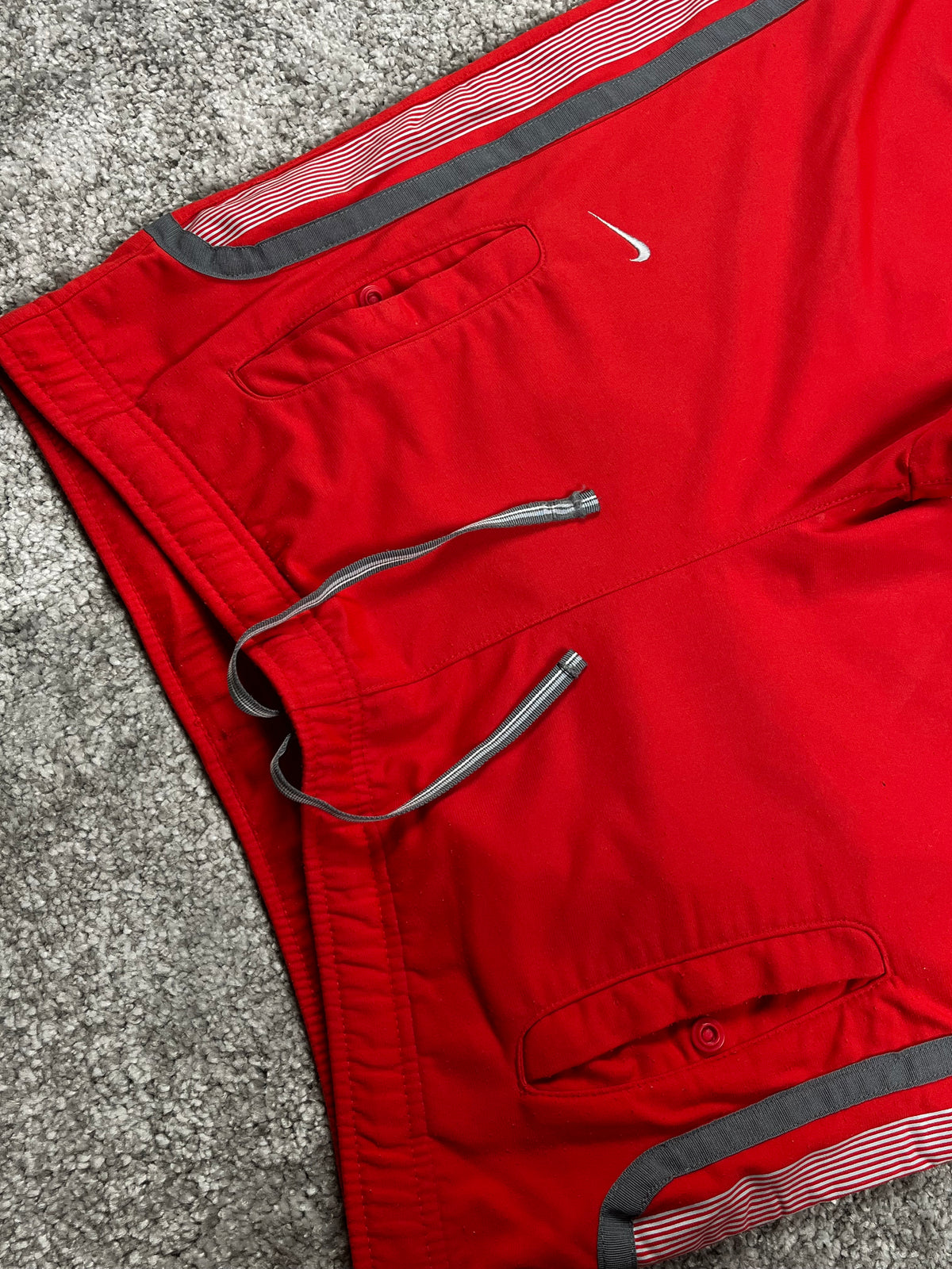 Nike Trackpant Vintage 2000s "Red/White" (L)