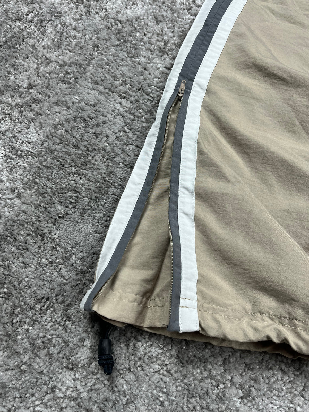 Pantalón de chándal Nike Vintage años 2000 "Beige/Blanco" (G)