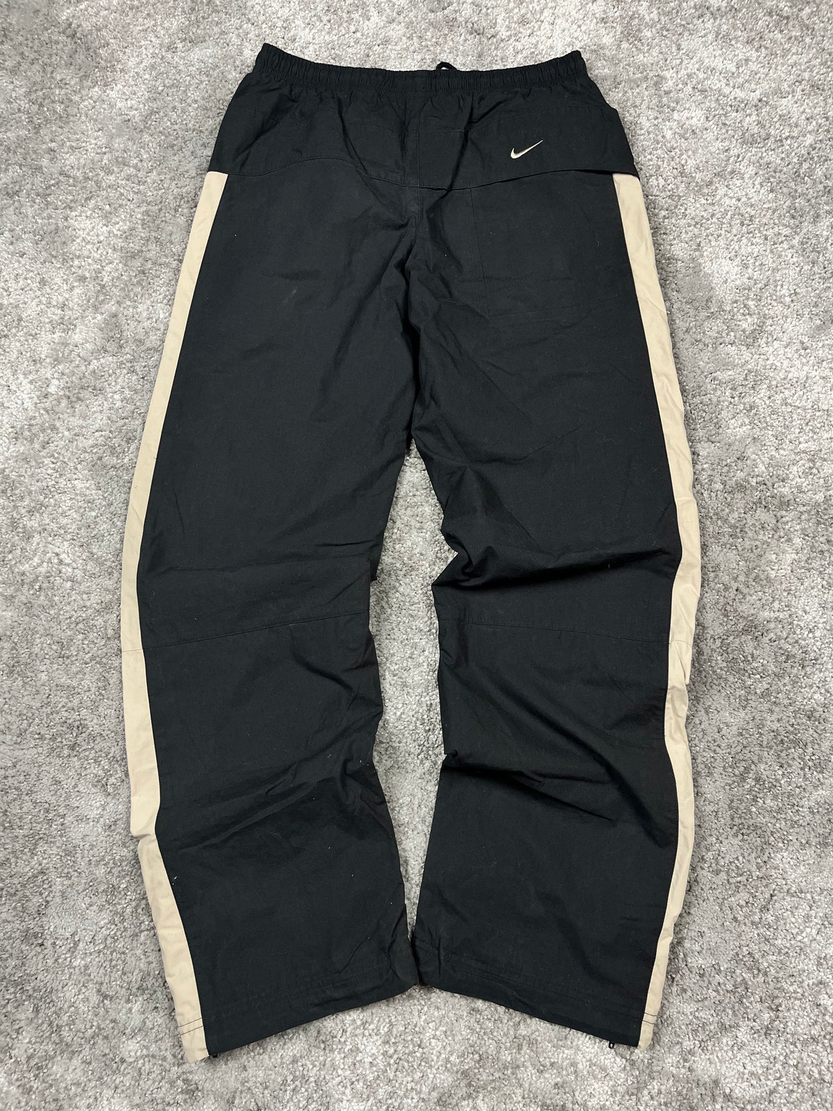 Pantalón de chándal Nike Vintage años 2000 "Negro/Beige" (S)