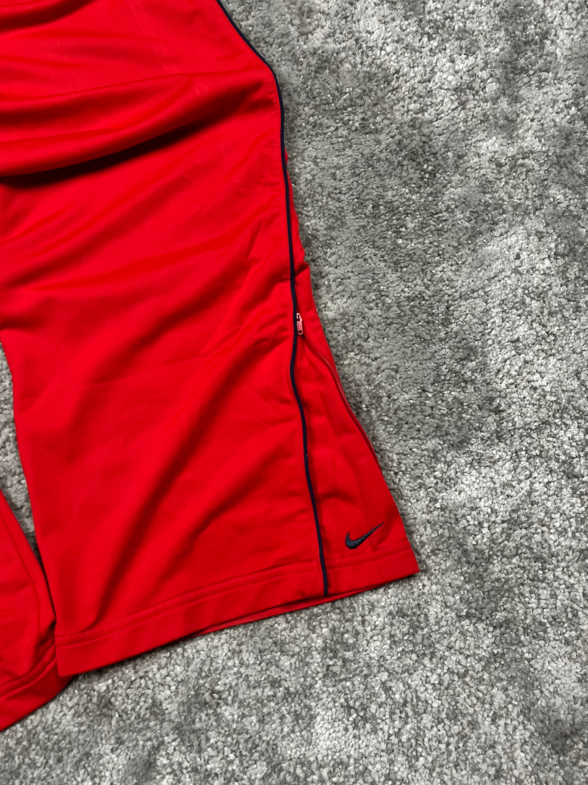 Pantalon de survêtement Nike vintage années 2000 "Rouge/Noir" (M)