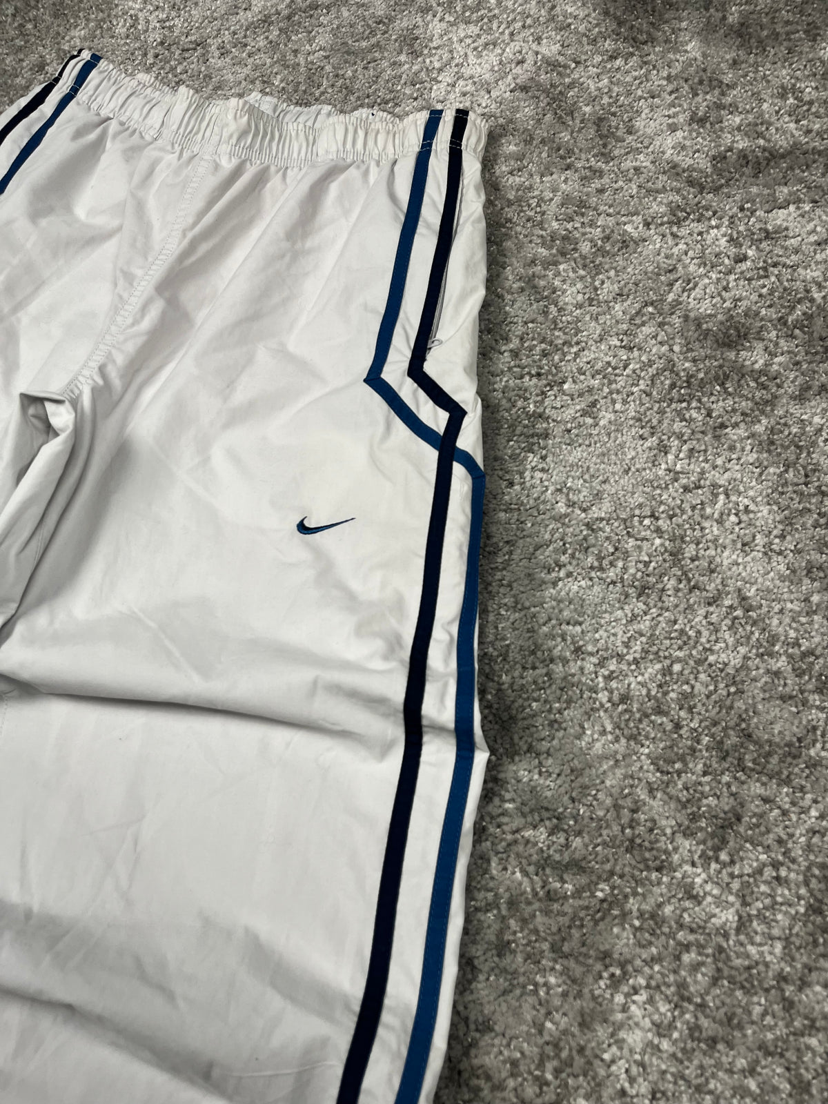 Pantalon de survêtement Nike vintage années 2000 "Blanc/Marine" (M)