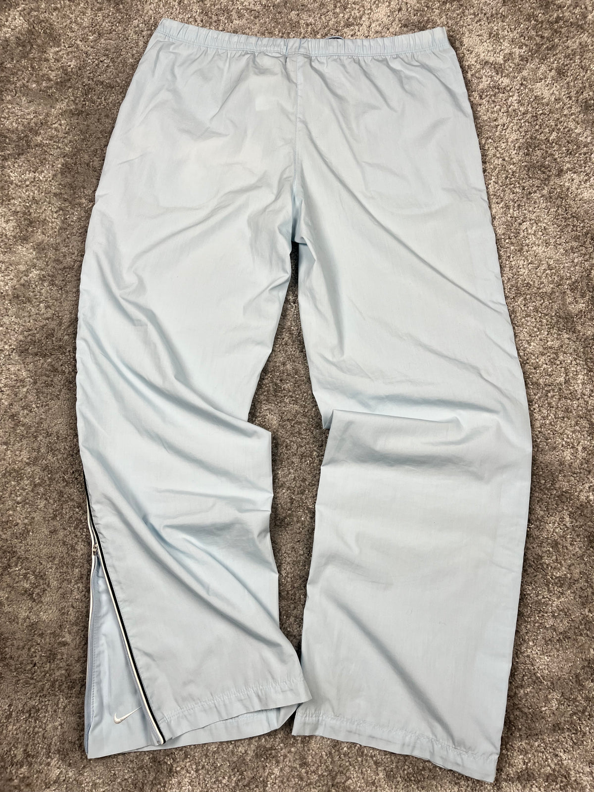 Nike Trackpant Vintage 2000s "Baby Blue/White" (L)
