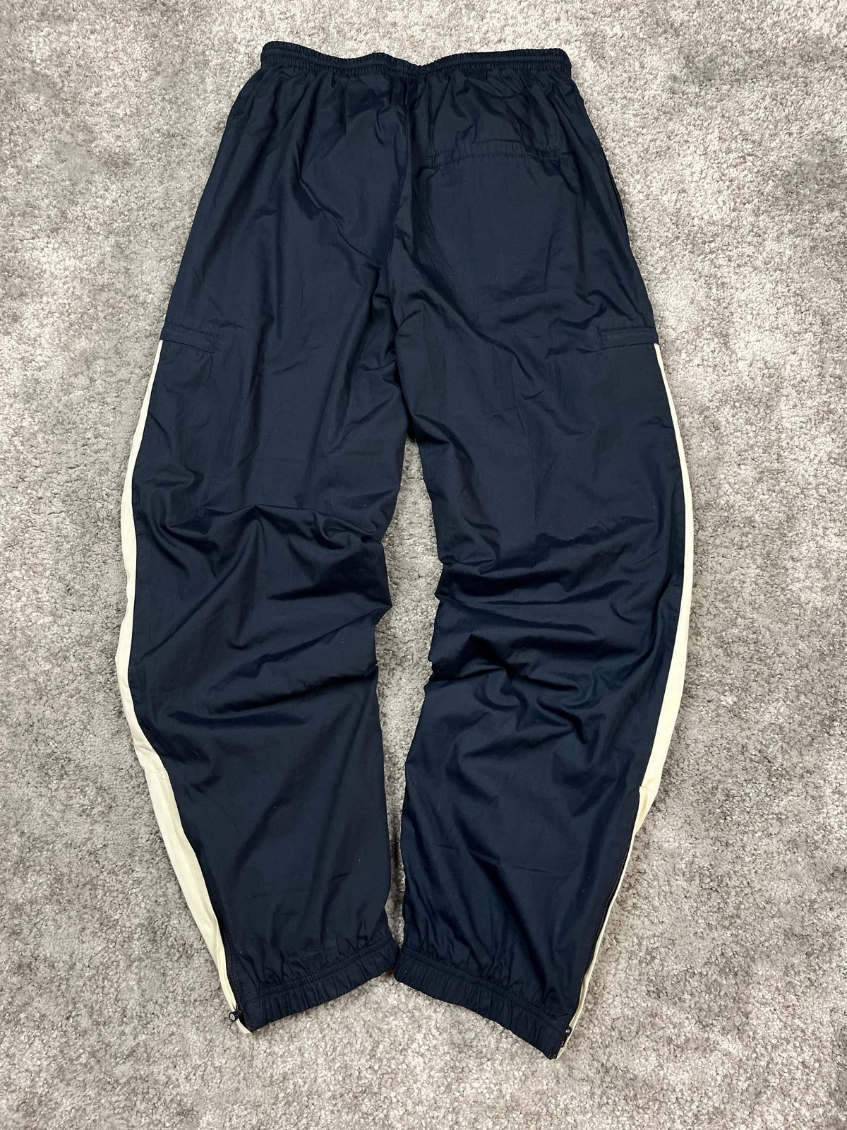 Pantalon de survêtement Nike vintage années 2000 "Bleu marine/Blanc" (M)
