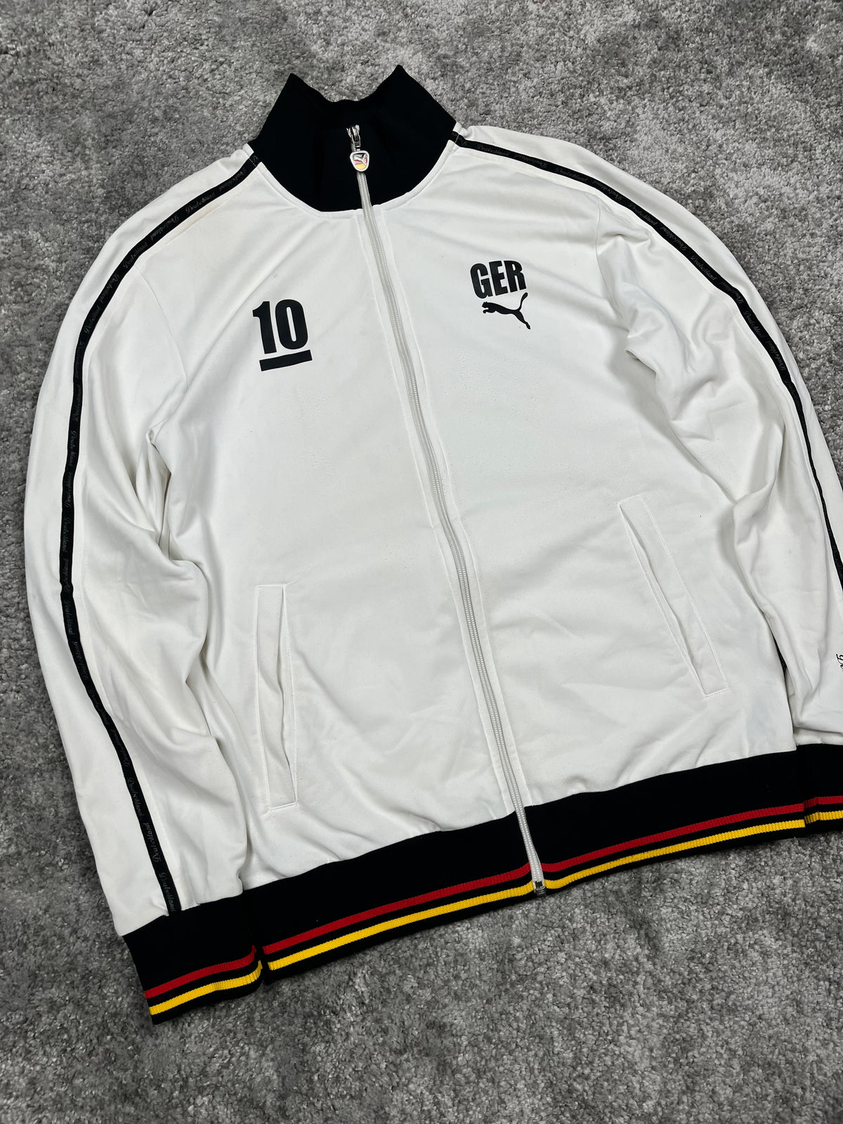 Sudadera/Chaqueta con cremallera Alemania x Puma, vintage años 2000, rara, "Blanco/Negro" (M)