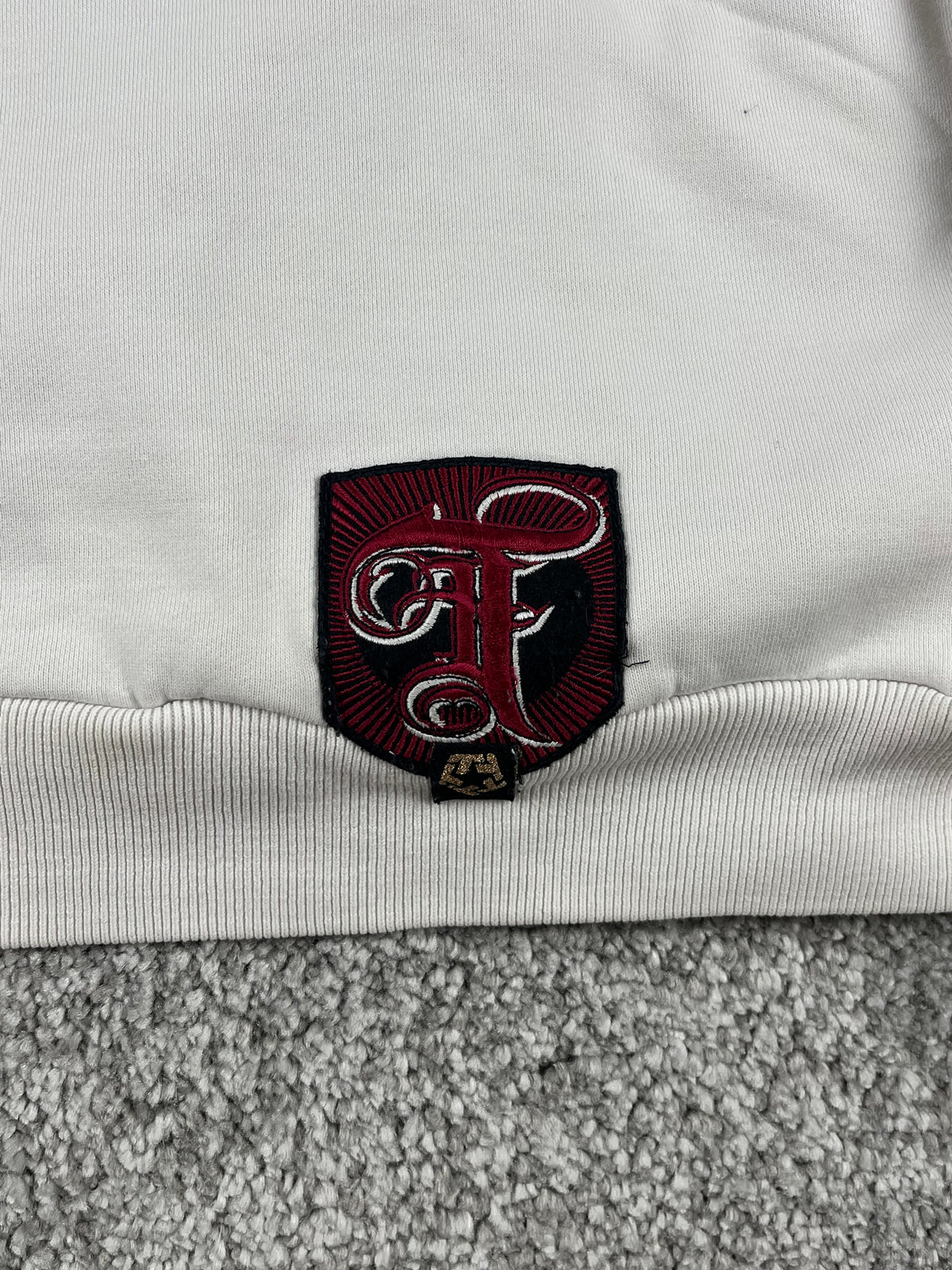 Sweat à capuche Tribal vintage années 2000 "Blanc/Rouge/Noir" (L)