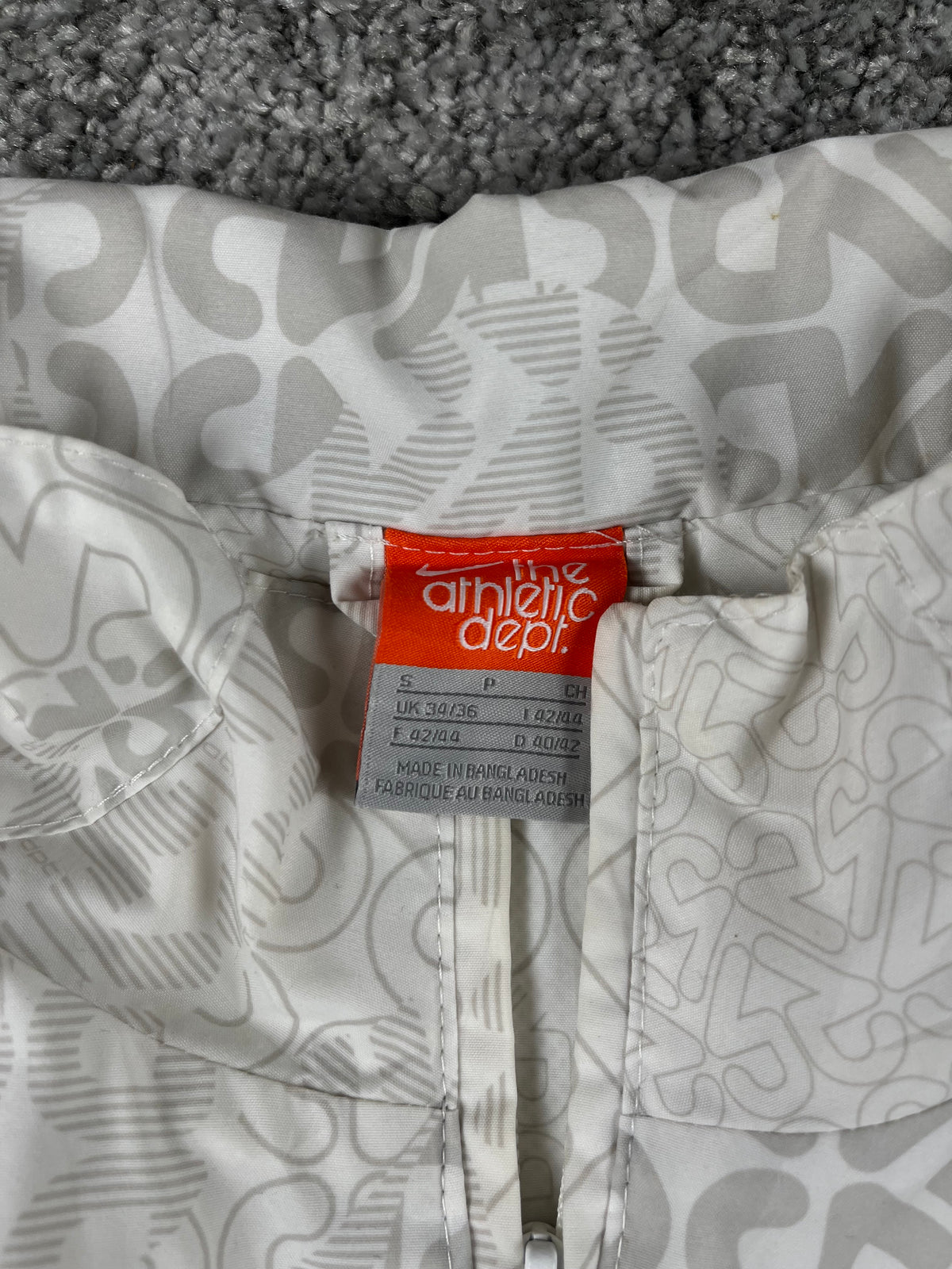 Veste de survêtement Nike vintage années 2000 "Blanc" (S)