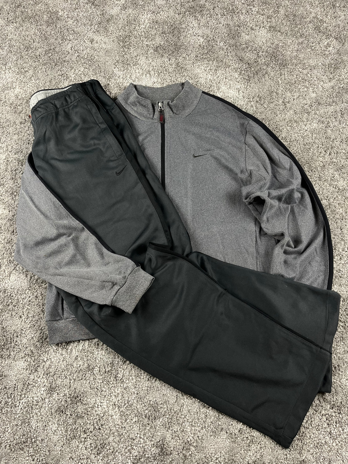 Nike Tracksuit Vintage 2000s "Gray/Black" (M)