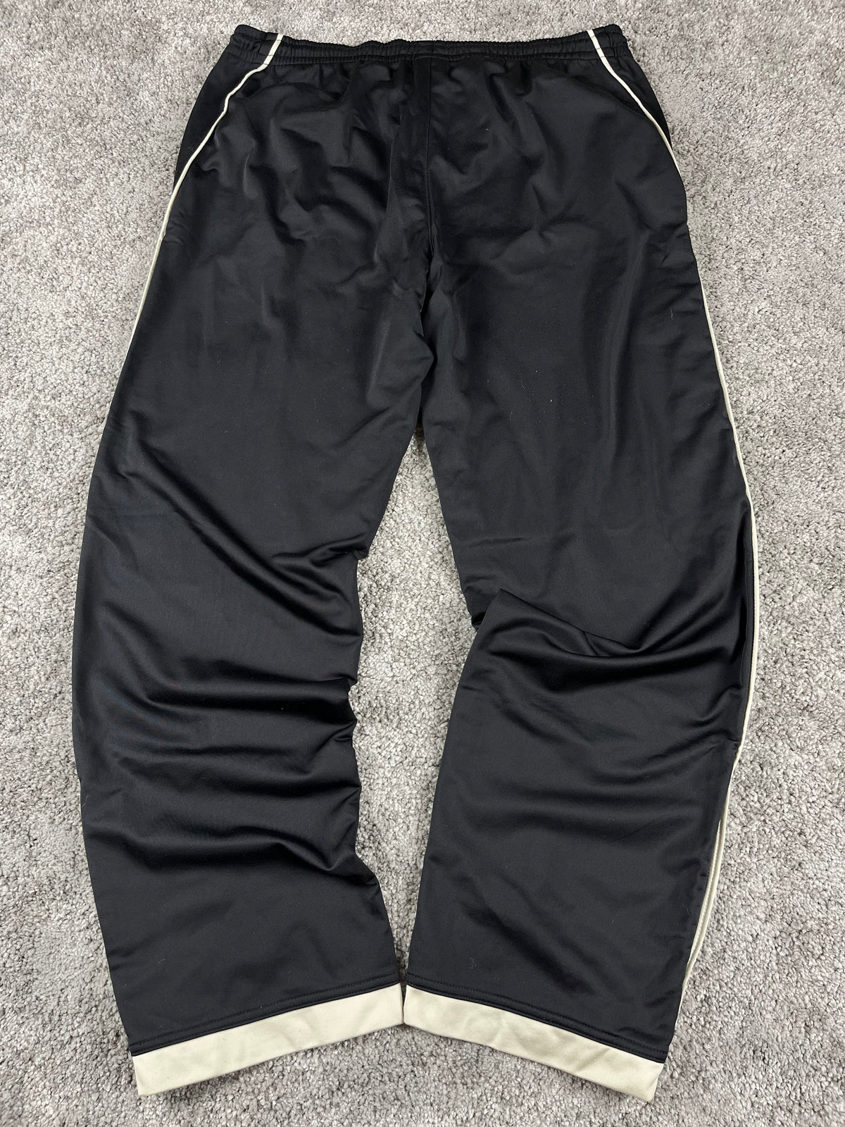 Pantalon de survêtement Nike vintage années 2000 « Noir/Beige » (L)