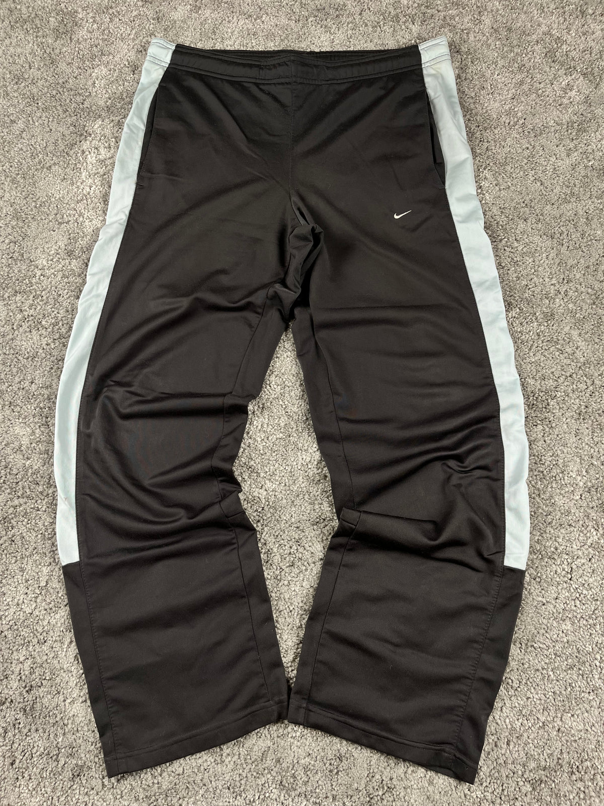 Pantalón de chándal Nike vintage años 2000 "Negro/Gris" (S)