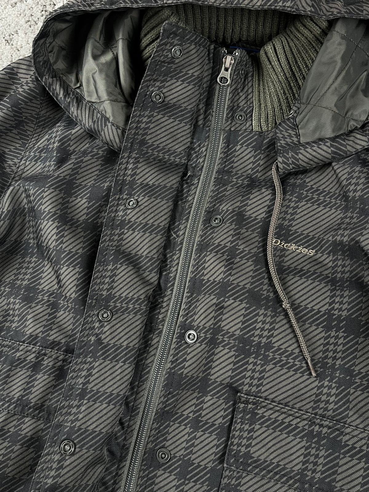 Chaqueta acolchada Dickies vintage de los años 2000 "Marrón/Negro" (M)