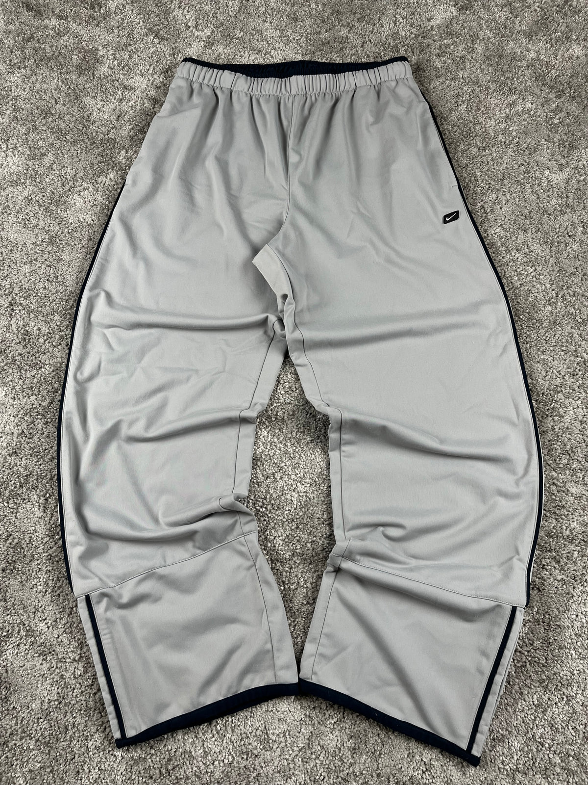 Pantalón de chándal Nike Vintage años 2000 "Gris/Negro" (XL)