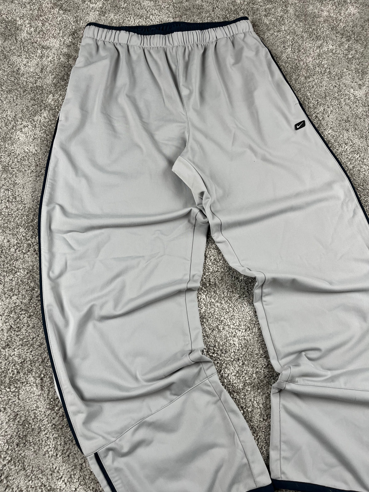 Pantalón de chándal Nike Vintage años 2000 "Gris/Negro" (XL)