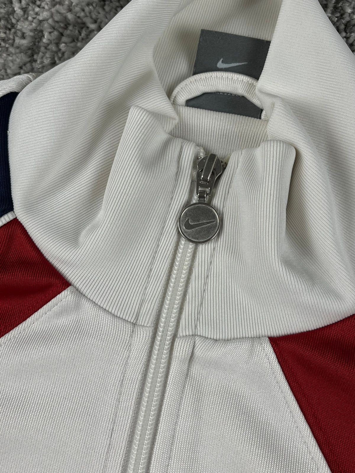 Veste de survêtement Nike vintage années 2000 "Blanc/Rouge/Bleu" (M)
