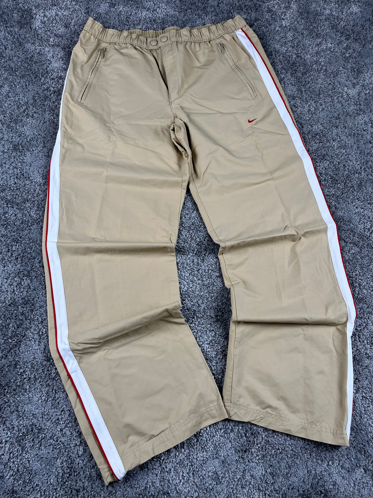 Nike Trackpant Vintage 2000s "Beig/White/Red" (L)