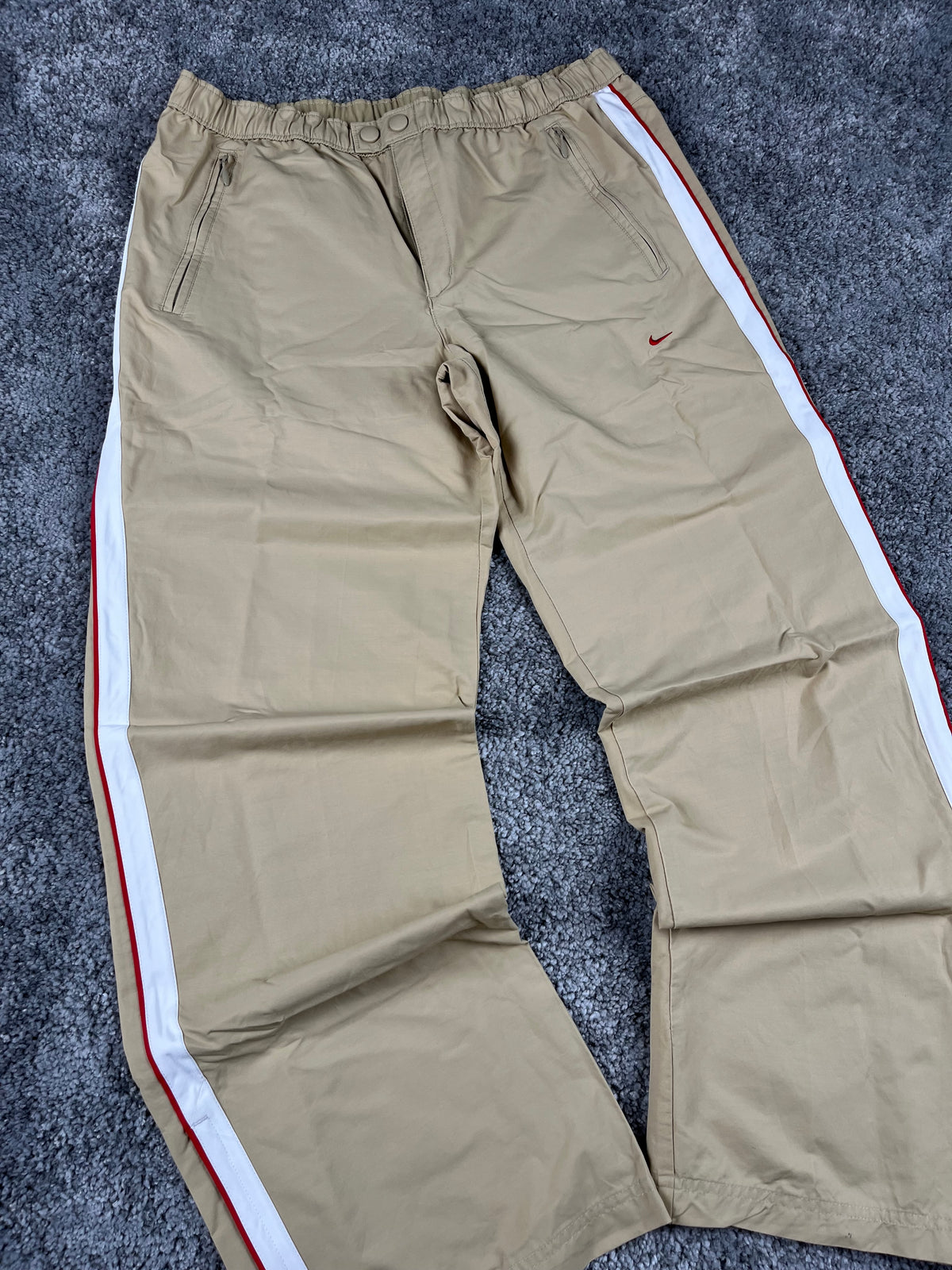 Nike Trackpant Vintage 2000s "Beig/White/Red" (L)