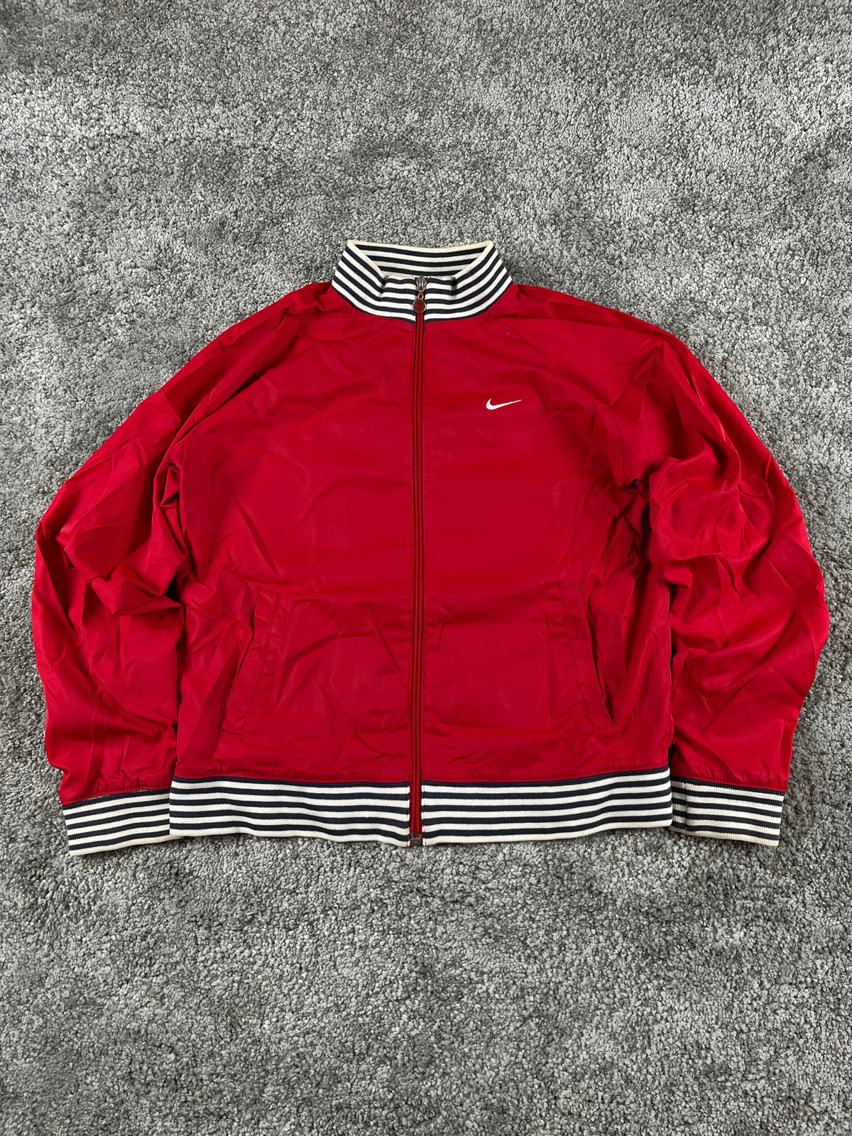 Chaqueta deportiva Nike Vintage años 2000 "Rojo/Blanco" (S)