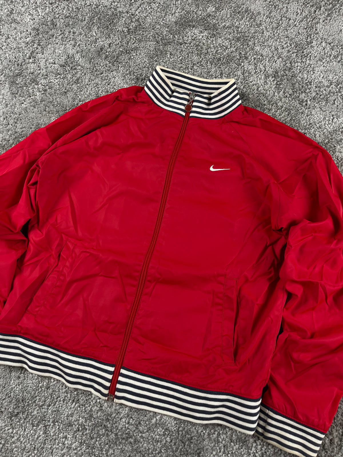 Veste de survêtement Nike vintage années 2000 "Rouge/Blanc" (S)