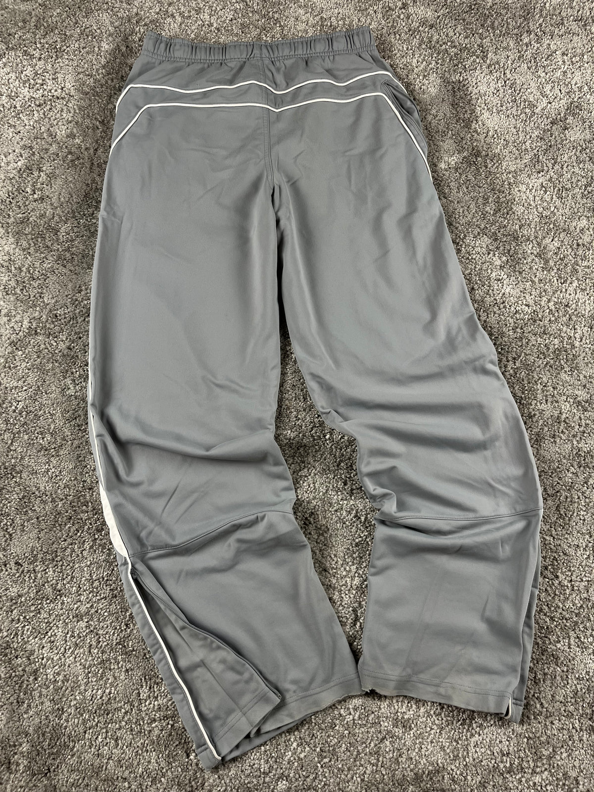 Nike Trackpant Vintage 2000s "Gray/White" (M)