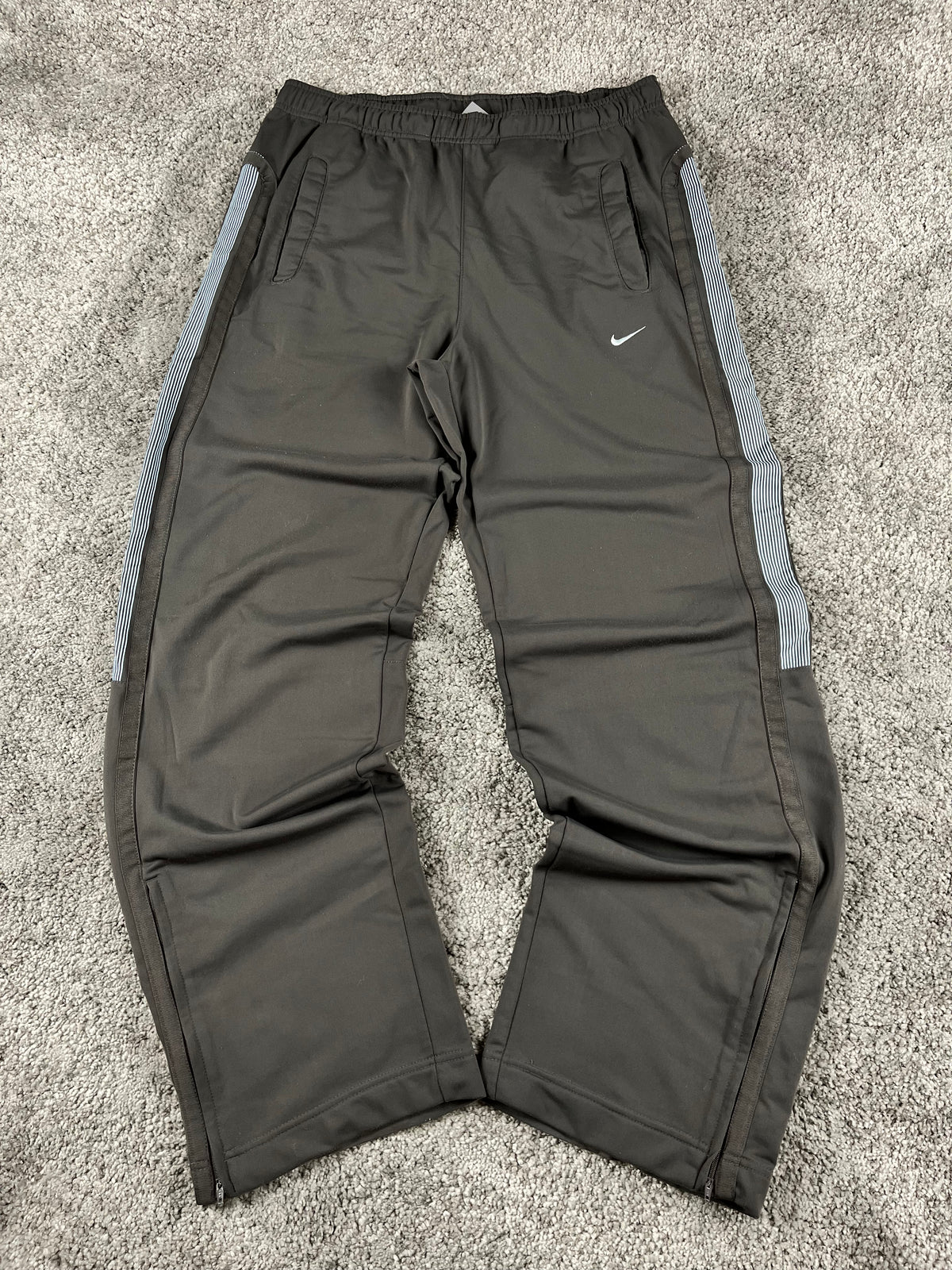 Pantalón de chándal Nike Vintage años 2000 "Gris oscuro/Gris" (M)