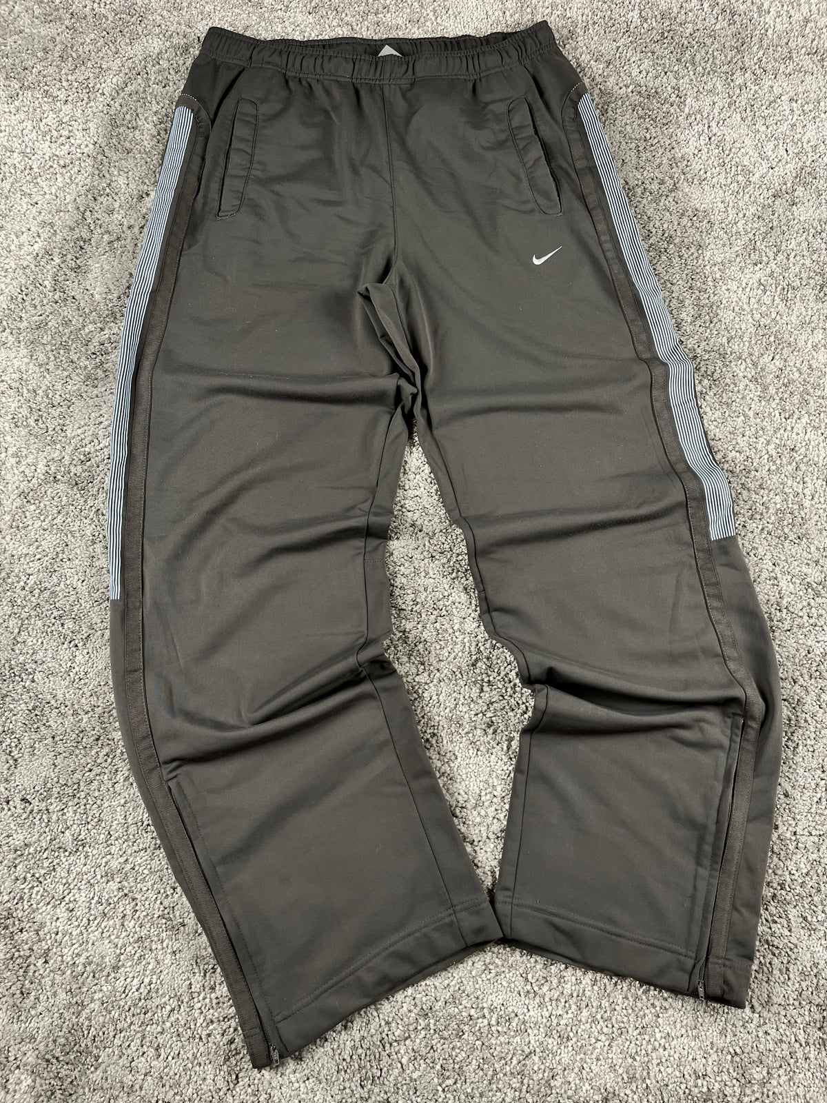 Pantalón de chándal Nike Vintage años 2000 "Gris oscuro/Gris" (M)