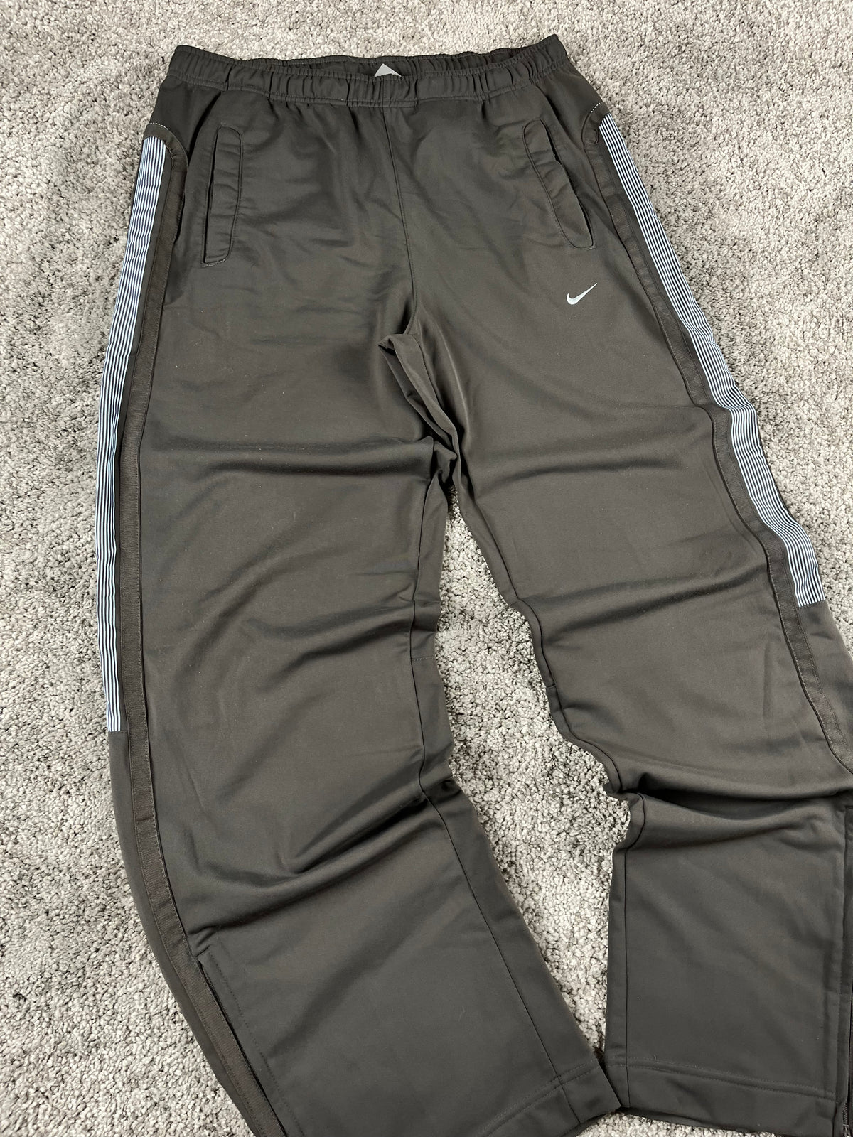 Pantalón de chándal Nike Vintage años 2000 "Gris oscuro/Gris" (M)