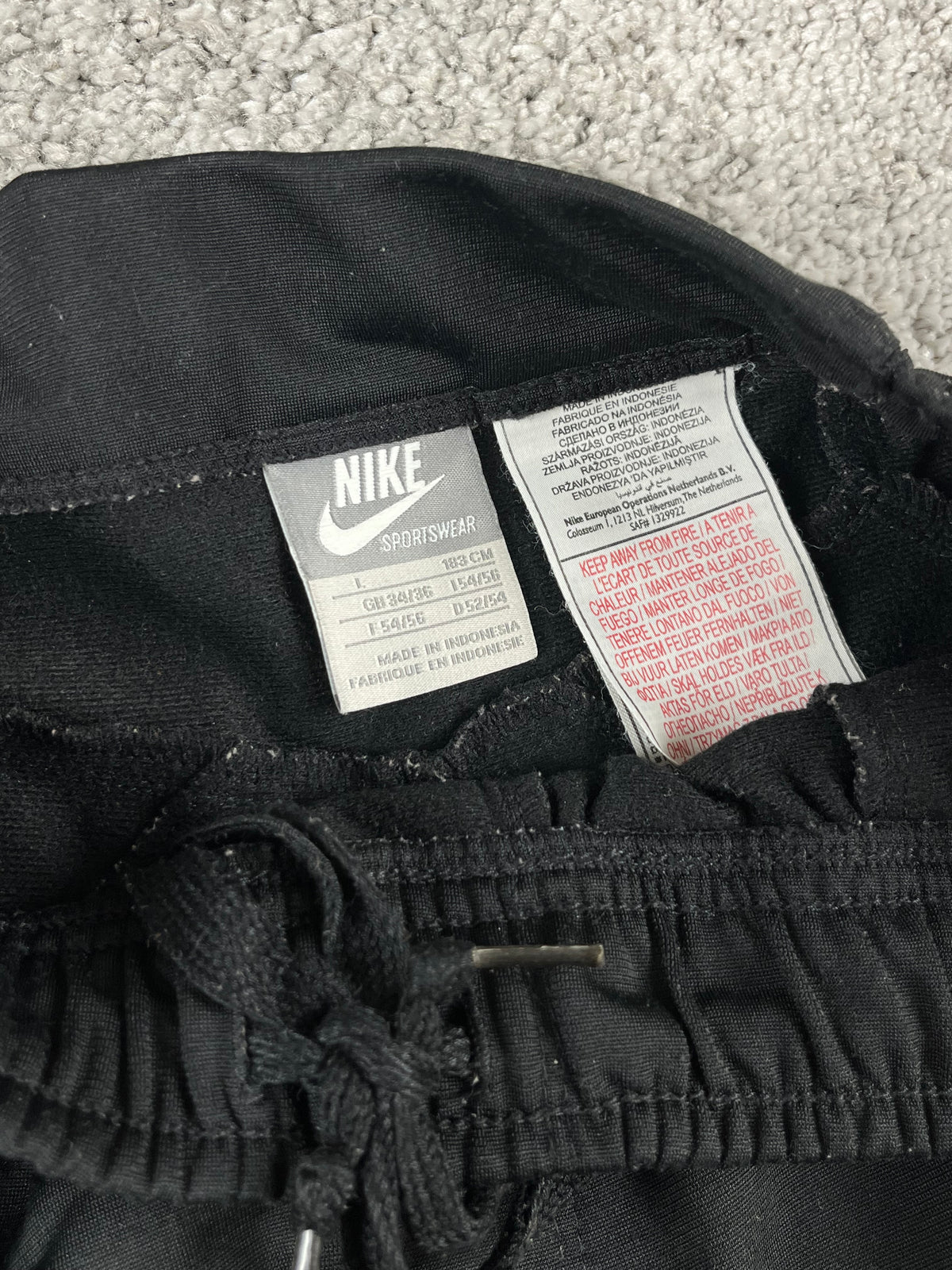 Nike Trackpant Vintage 2000s "Black/White" (L)