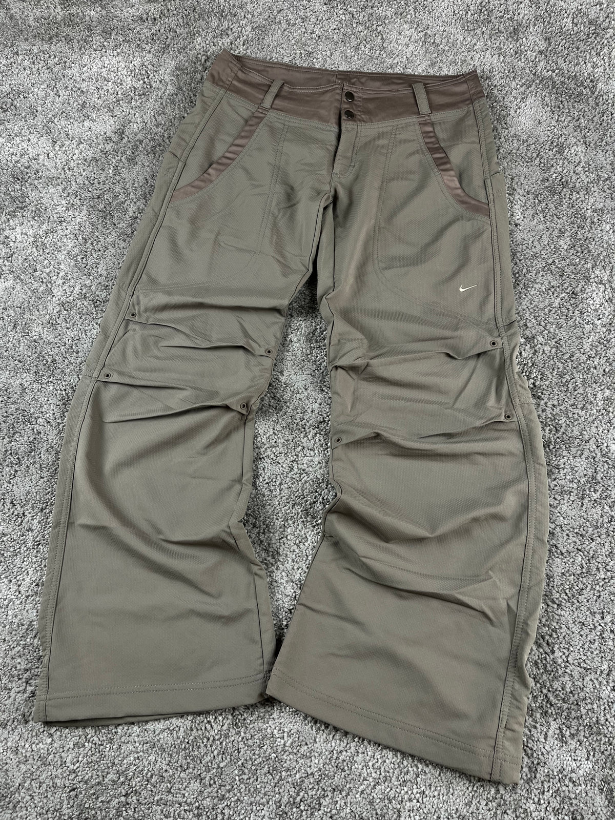 Pantalón deportivo Nike vintage años 2000 "marrón/blanco" (S)