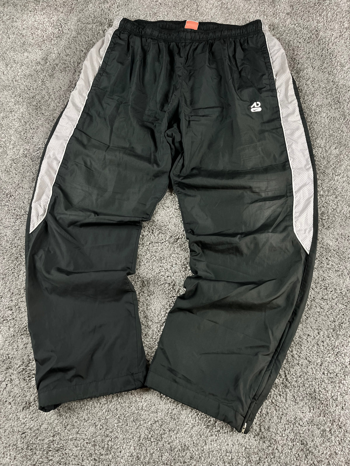 Pantalón deportivo Nike Vintage años 2000 "Negro/Gris" (XL)