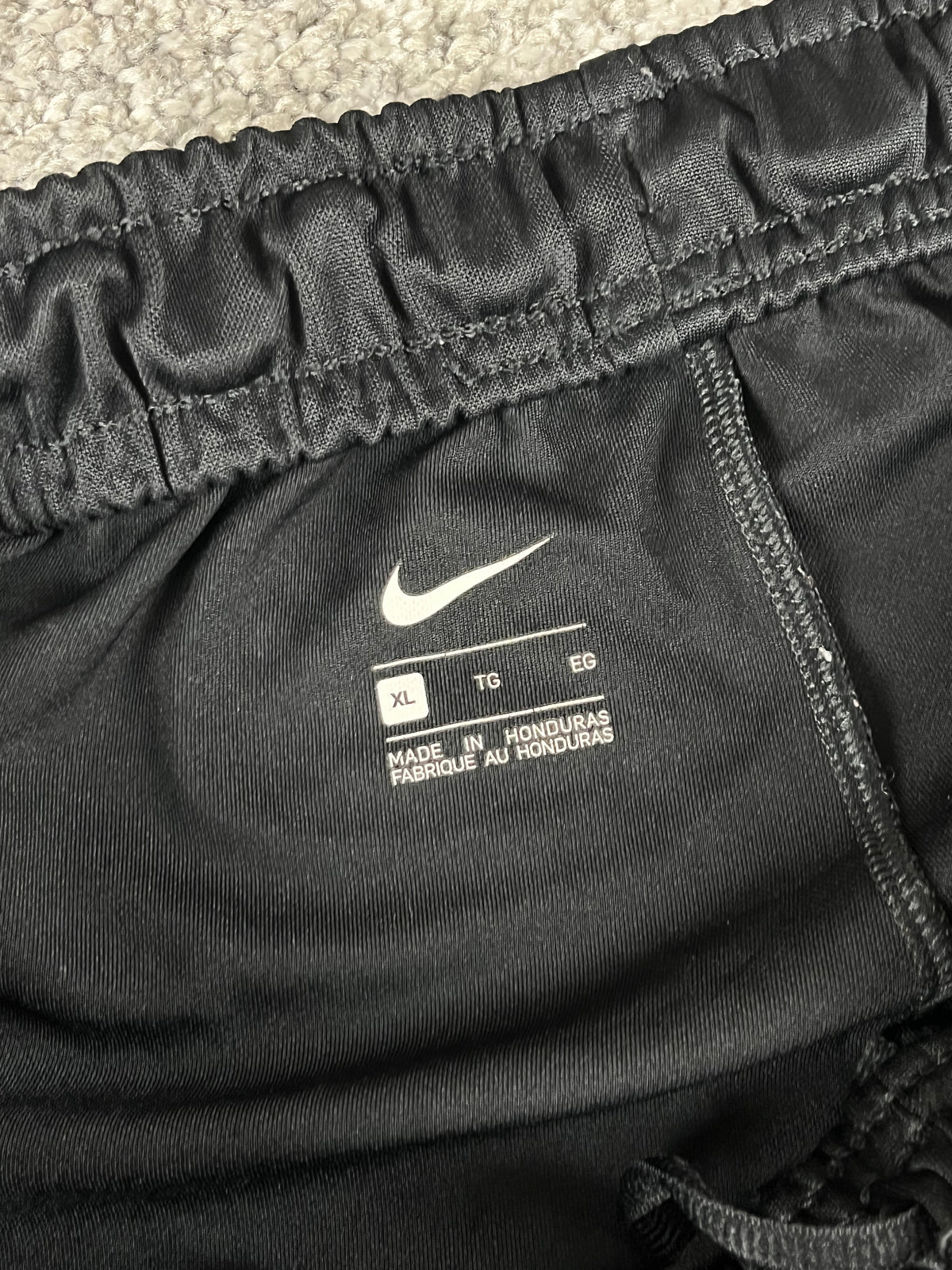 Nike Trackpant Vintage 2000s "Black/Gray" (XL)