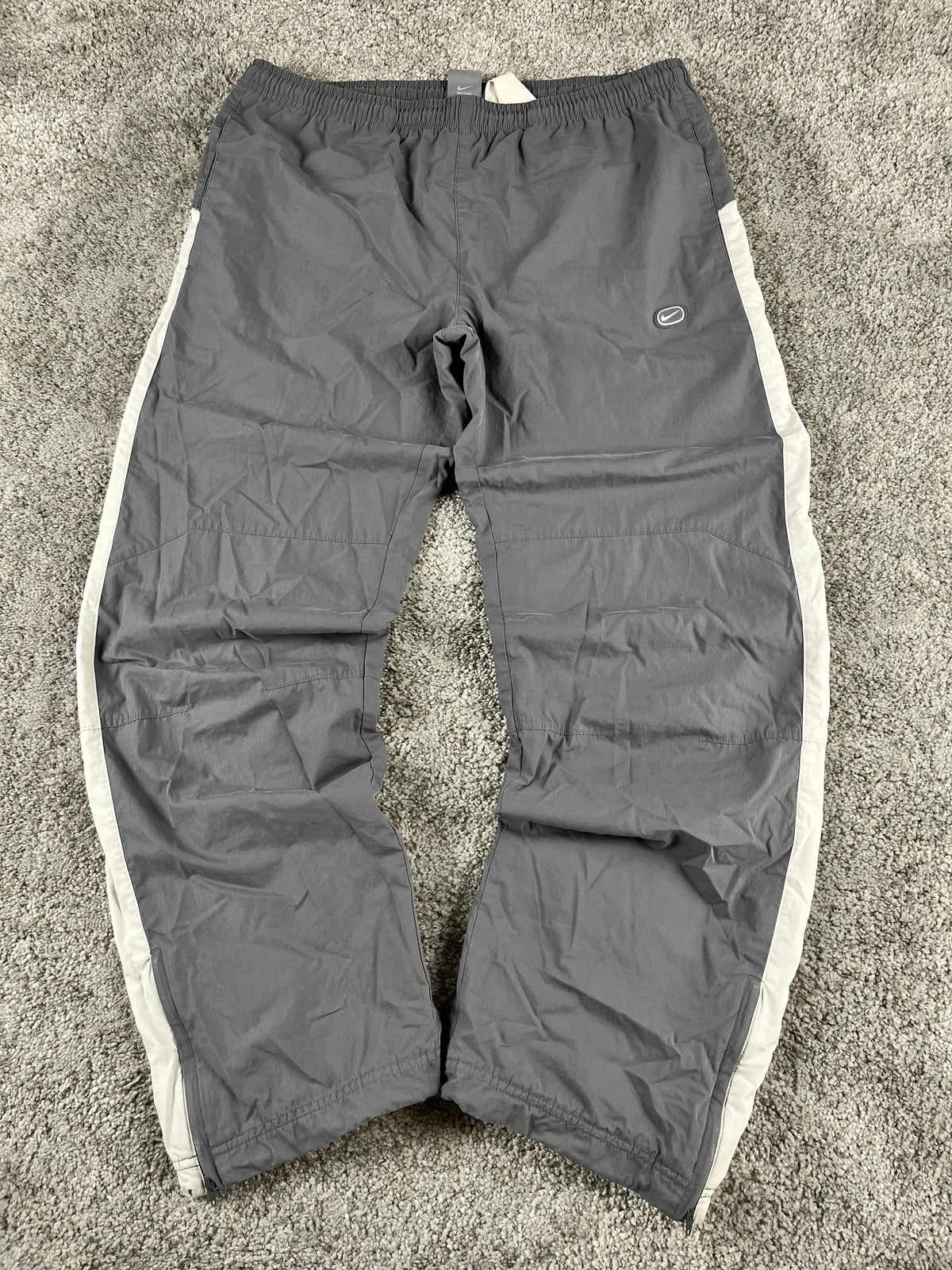 Pantalón de chándal Nike Vintage años 2000 "Gris/Blanco" (L)