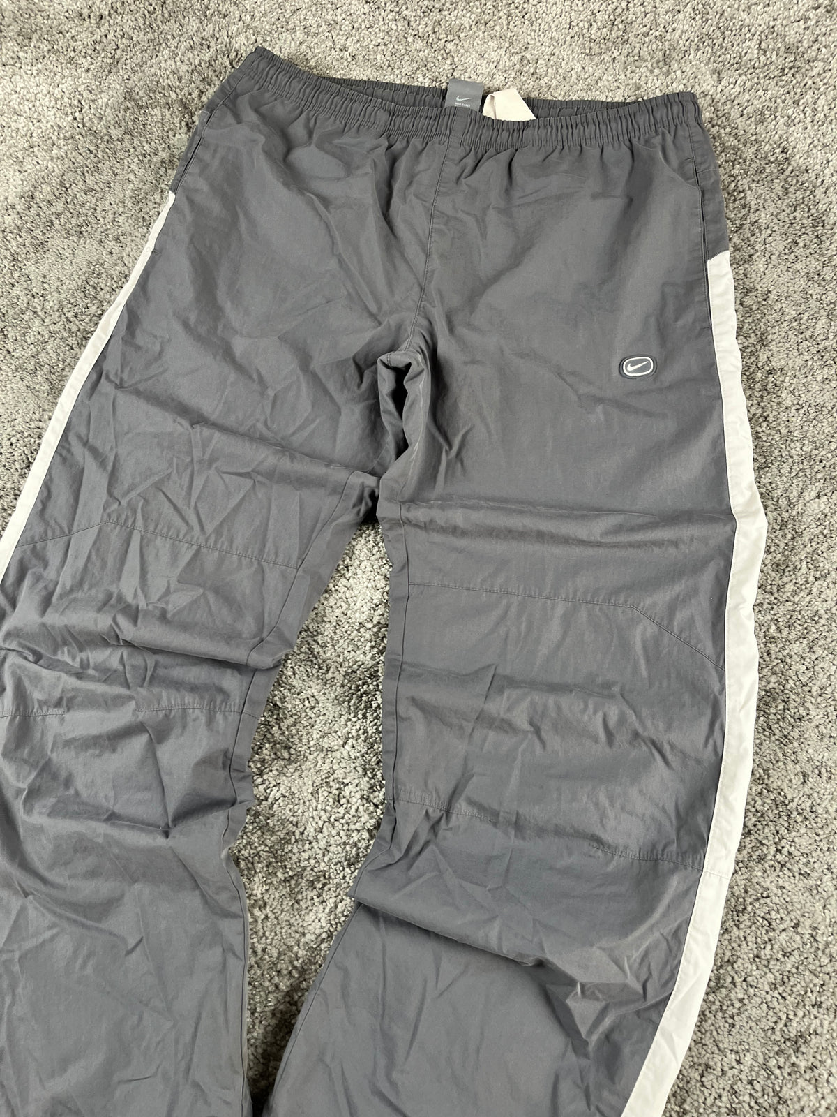 Nike Trackpant Vintage 2000s "Gray/White" (L)