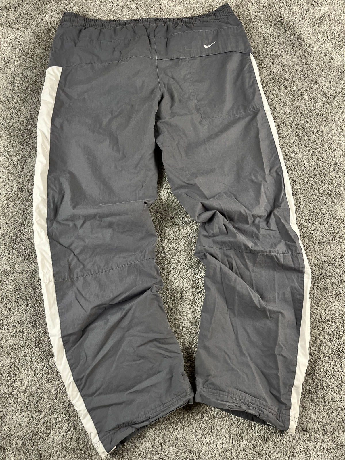 Nike Trackpant Vintage 2000s "Gray/White" (L)