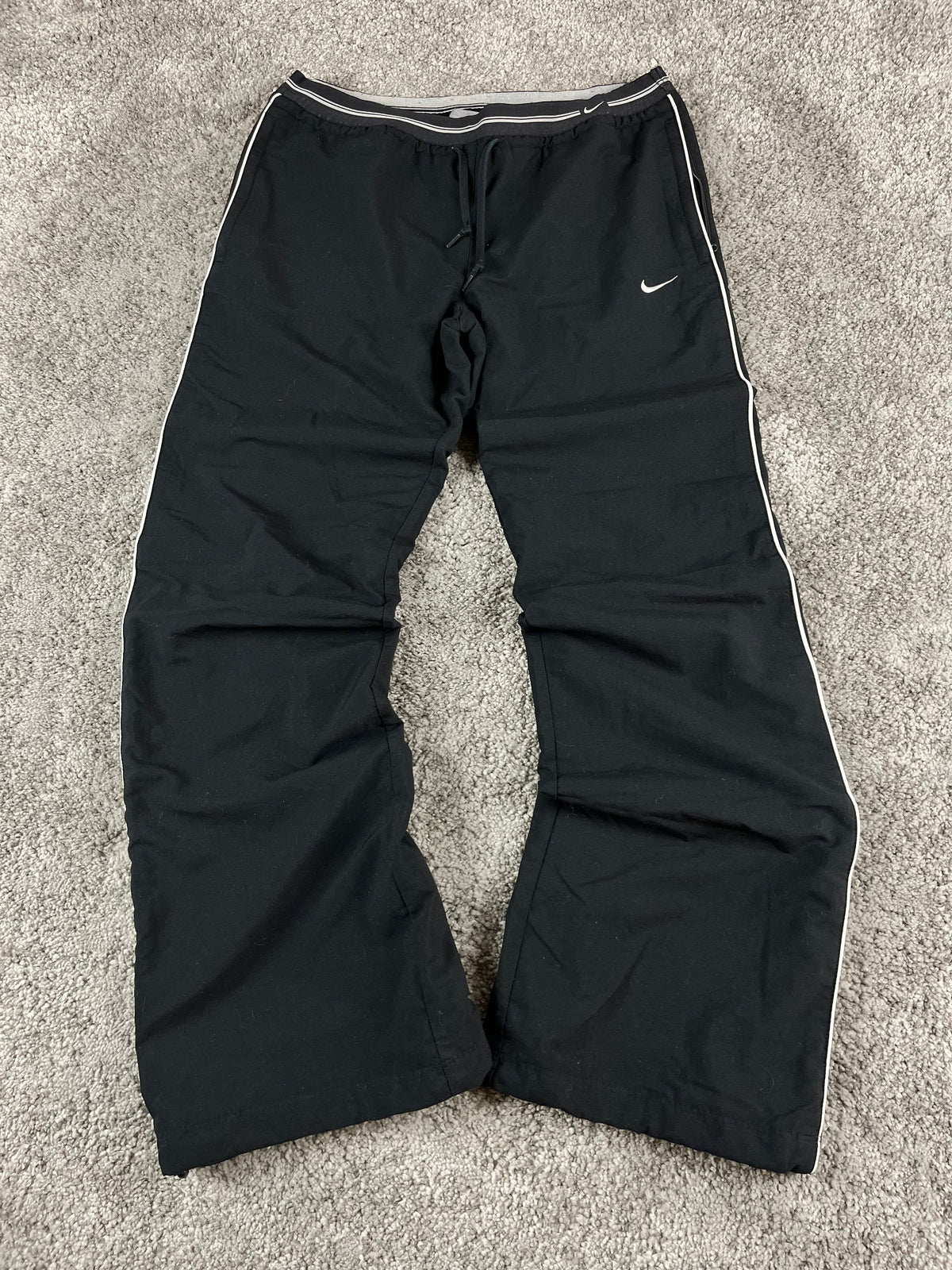 Pantalón de chándal Nike vintage años 2000 "negro/blanco" (S)