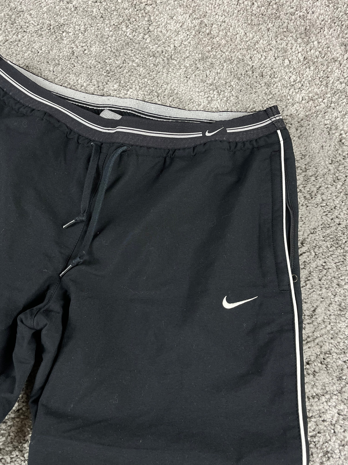 Nike Trackpant Vintage 2000s "Black/White" (S)