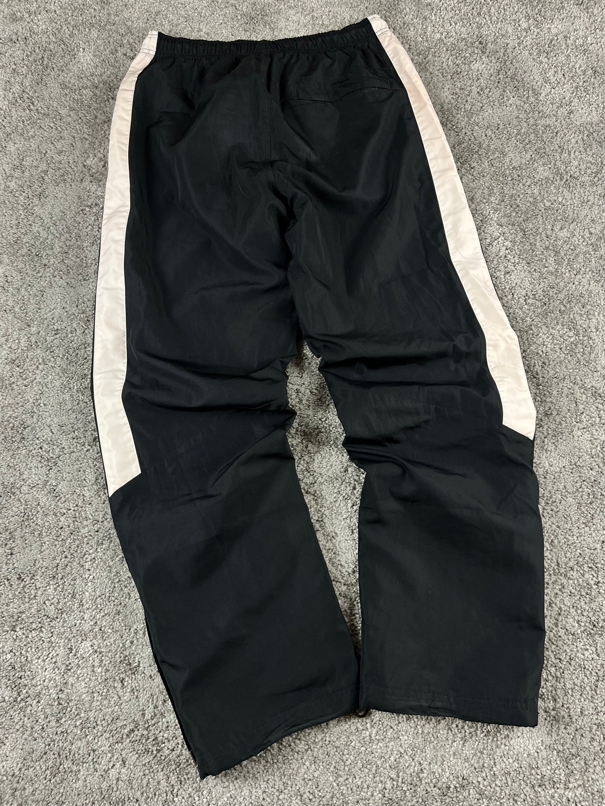 Pantalon de survêtement Nike vintage années 2000 "Noir/Blanc" (M)