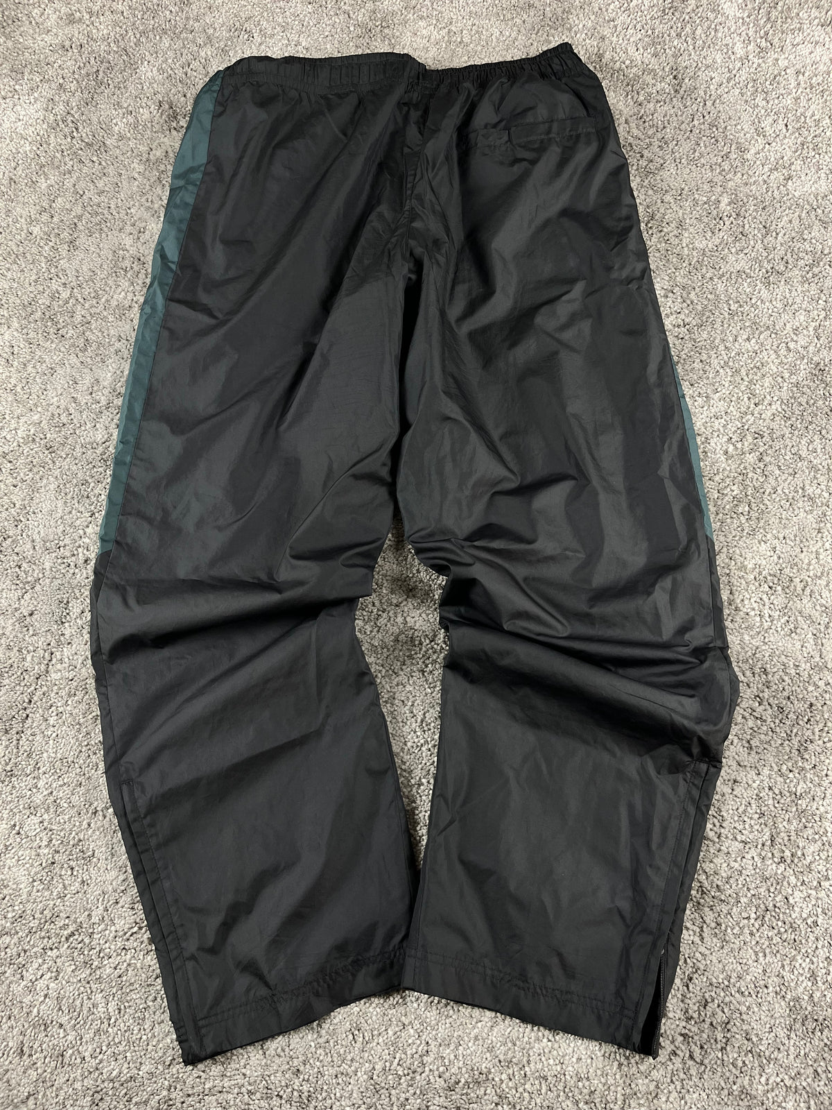 Pantalon de survêtement Nike vintage années 2000 "Noir/Gris" (XL)