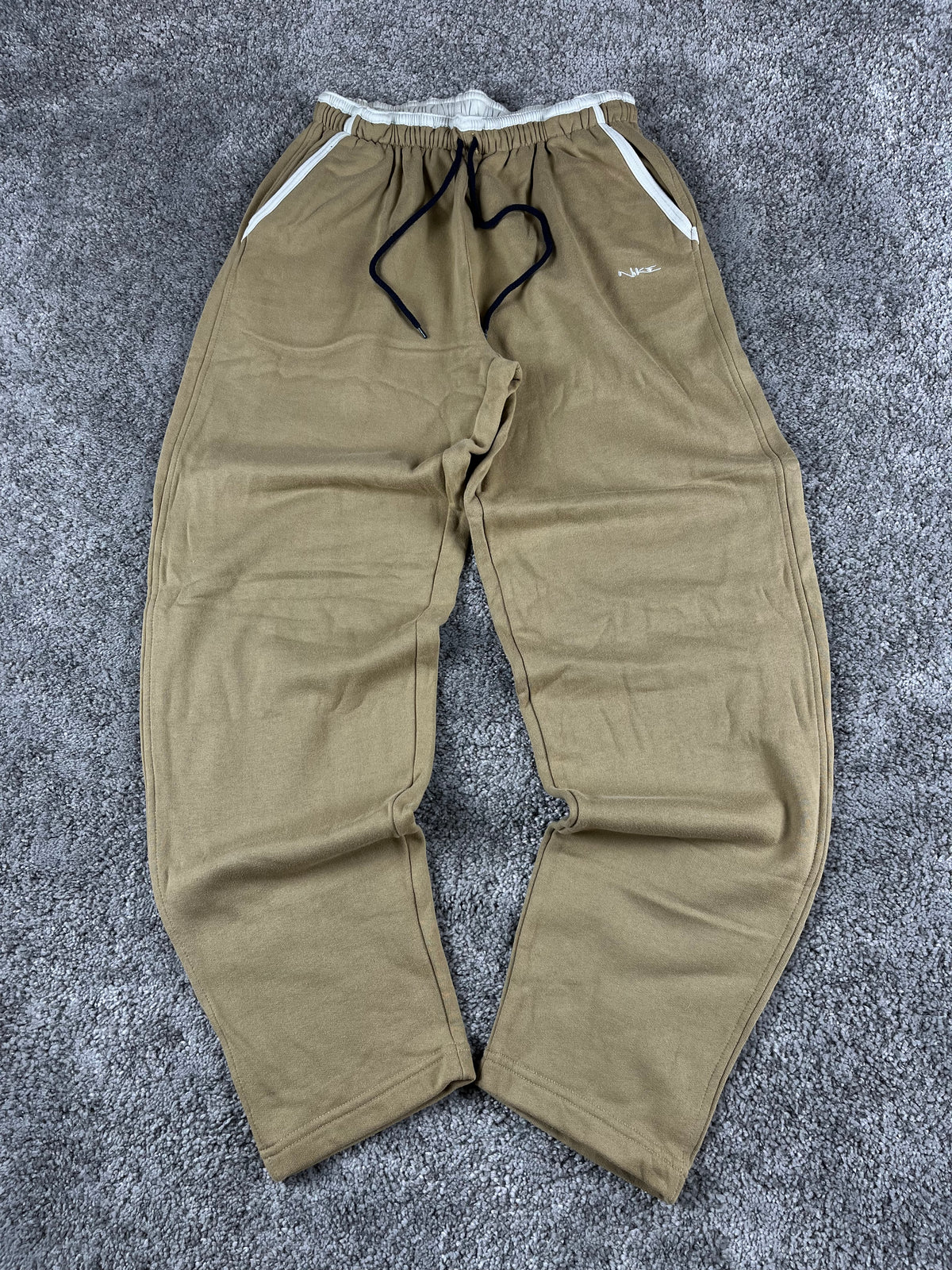 Survêtement Nike vintage années 2000 « Blanc/Beige » (XL)