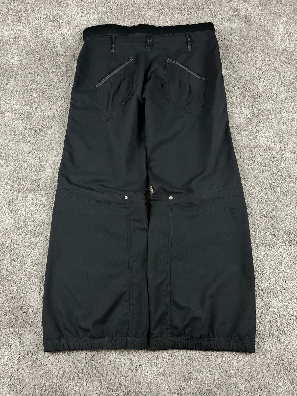 Pantalon de survêtement vintage Nike années 2000 "Noir" (S)